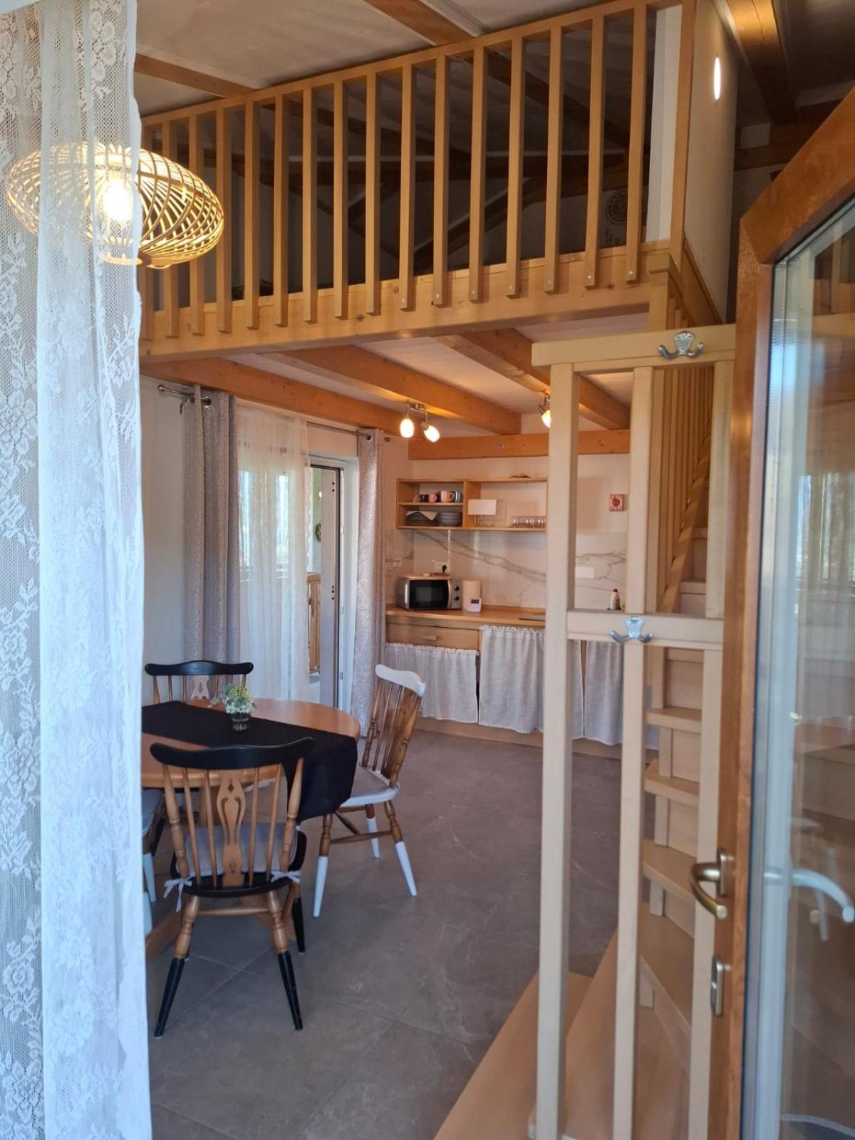 Apartments Štrancar wines