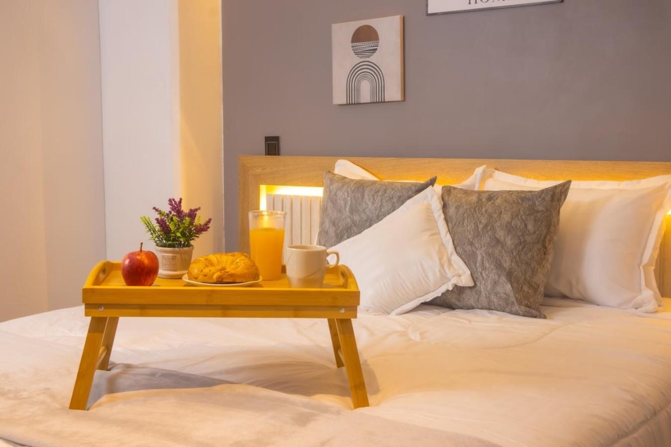 Comfy Aparta-Suite Stadio Rosa Negra