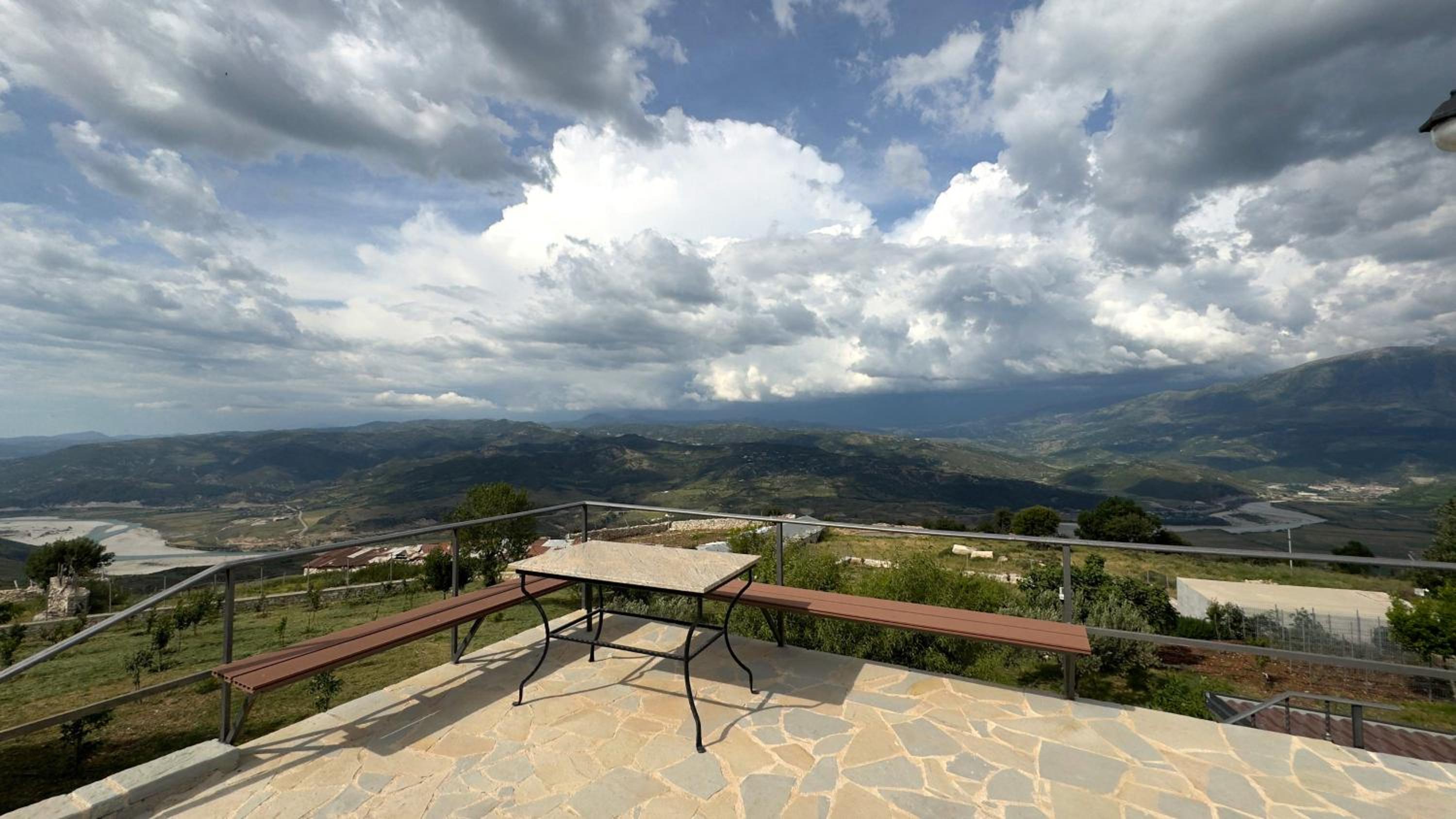 Vjosa Balcony