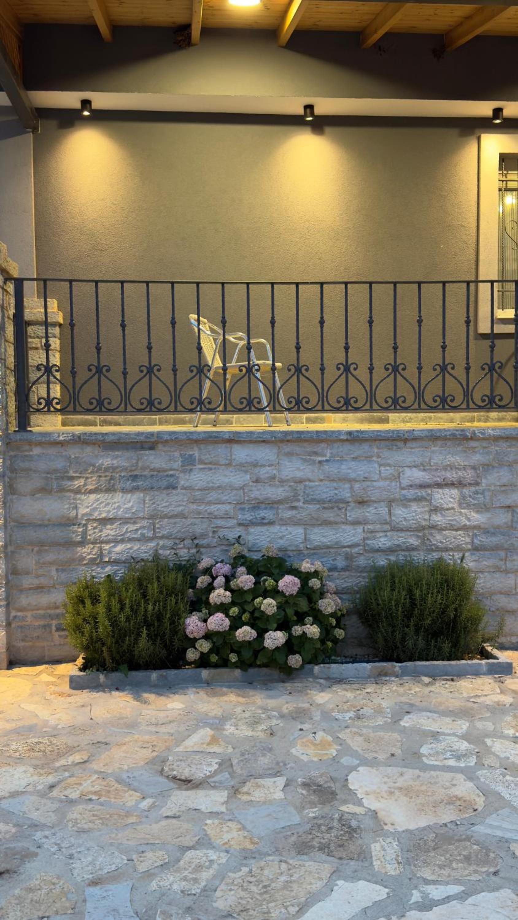 Vjosa Balcony