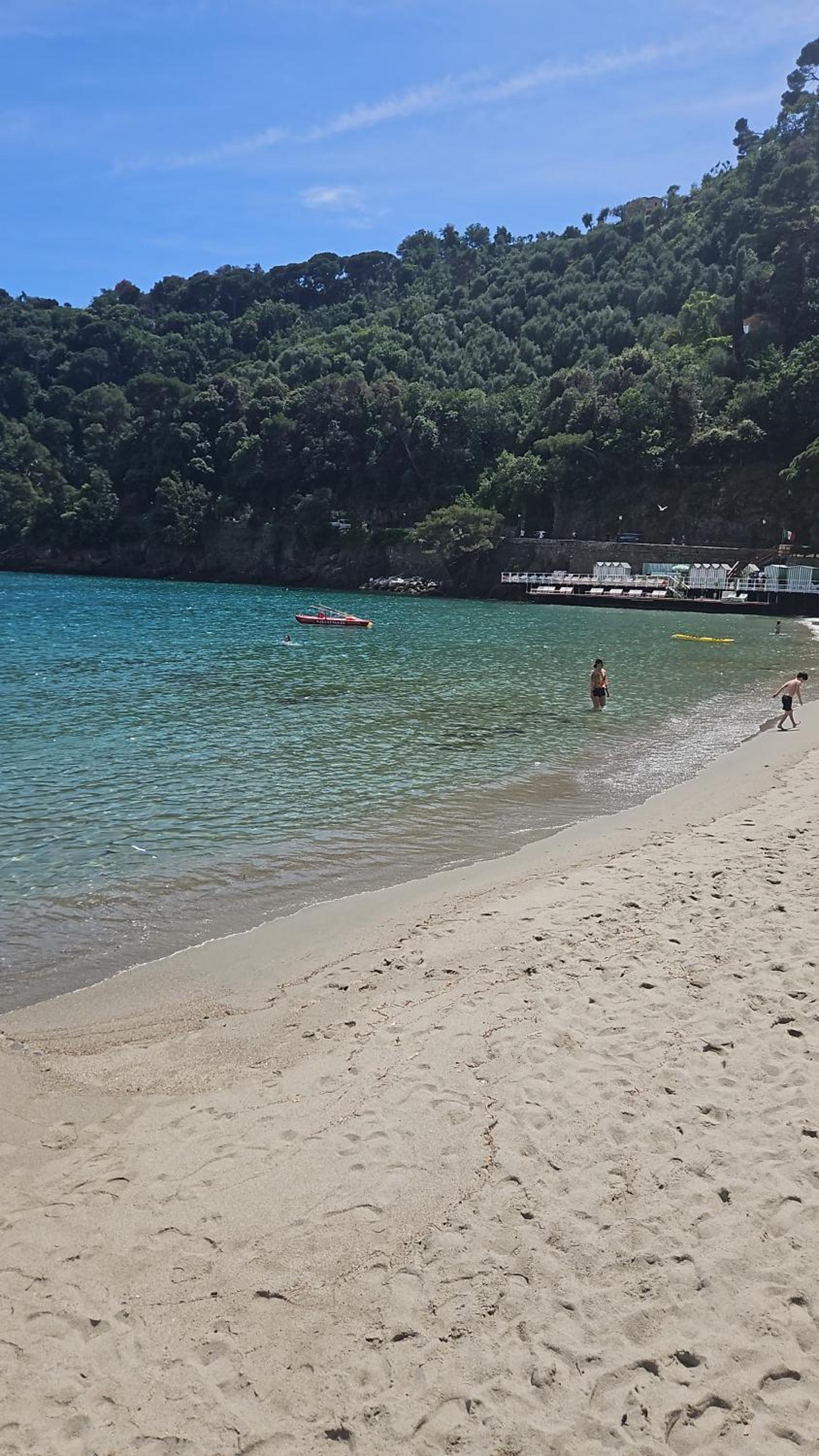 Rapallo 2-Bed Apt Sleeps 5 with Hot Tub photo 5