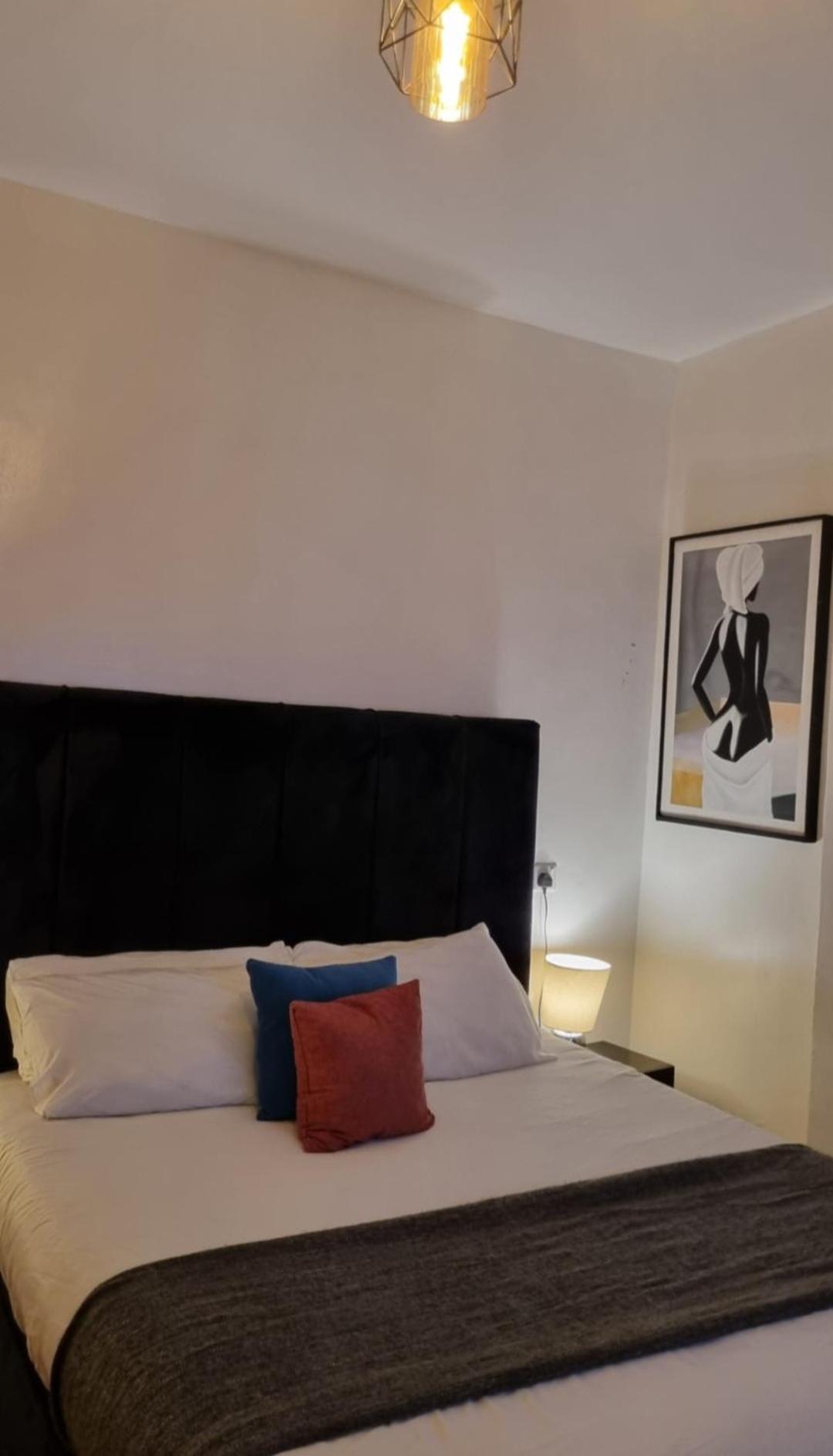 Rossyln Home close to Village Market, UN and Two Rivers Mall, photo 23