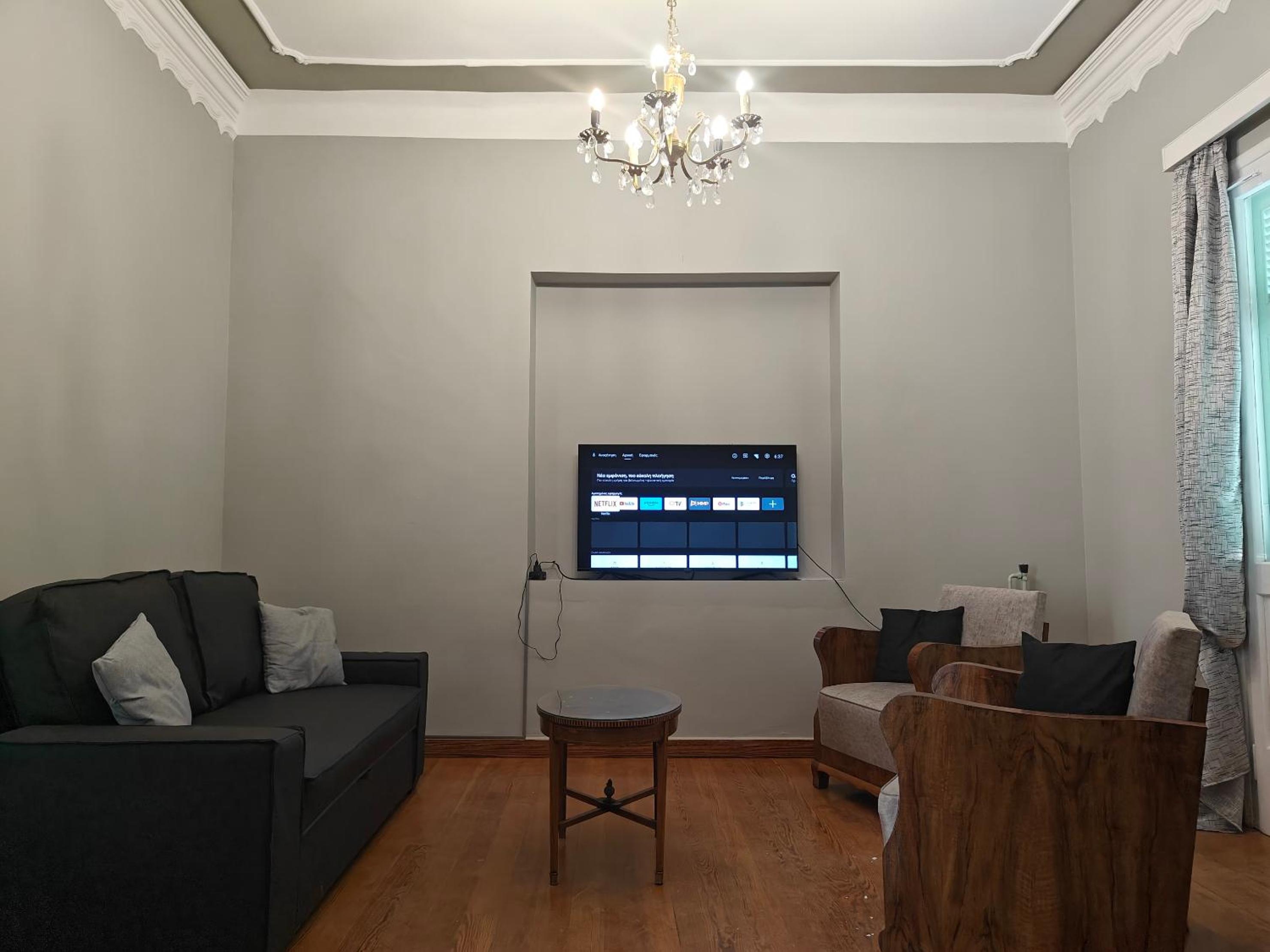 Stefani retro luxury apartments