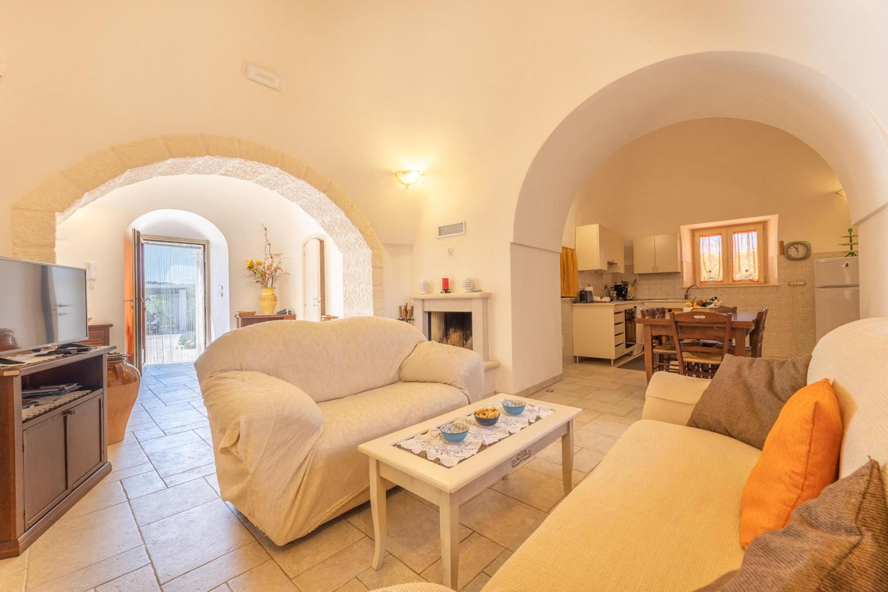 Villa Trullo Rosea view 3