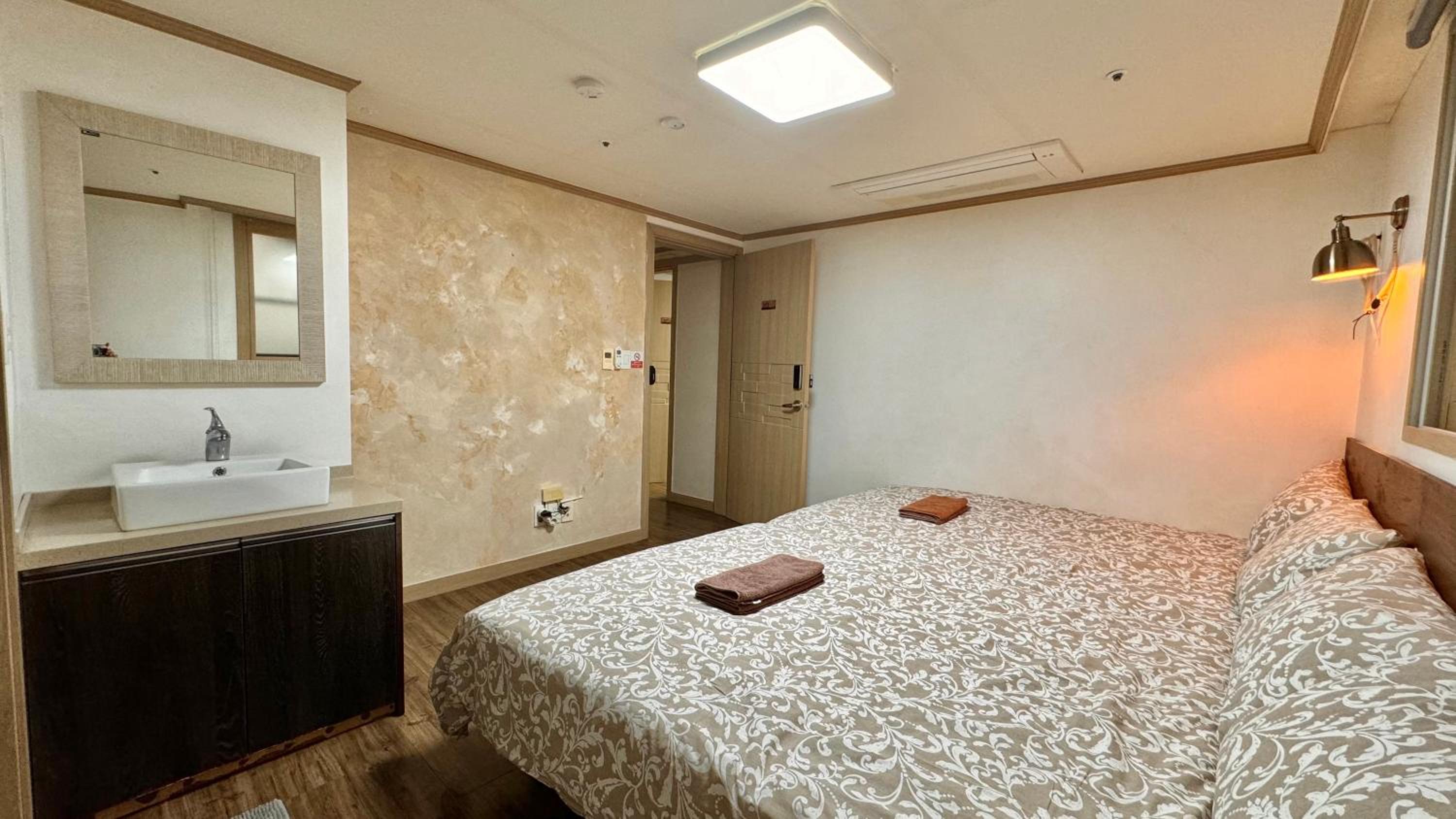Roi Guesthouse