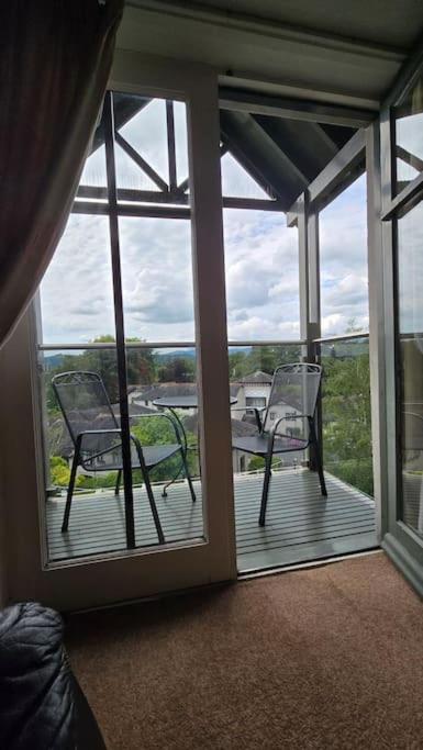 No8 College Gate Windermere view 2
