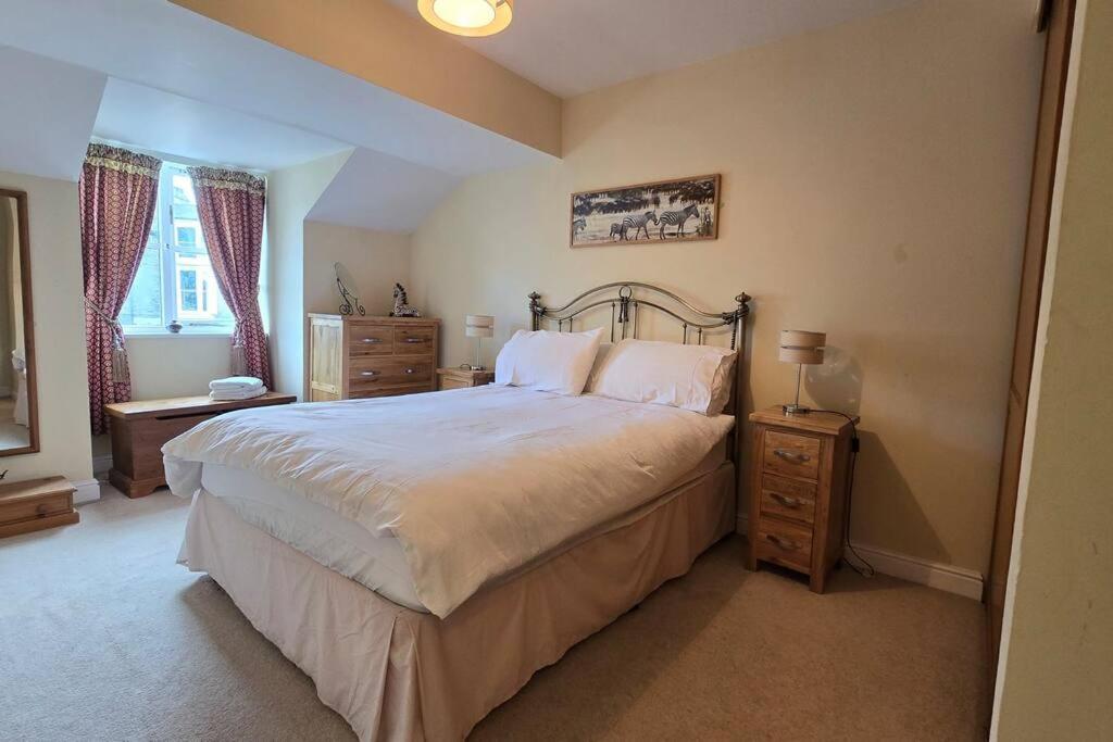 No8 College Gate Windermere view 5