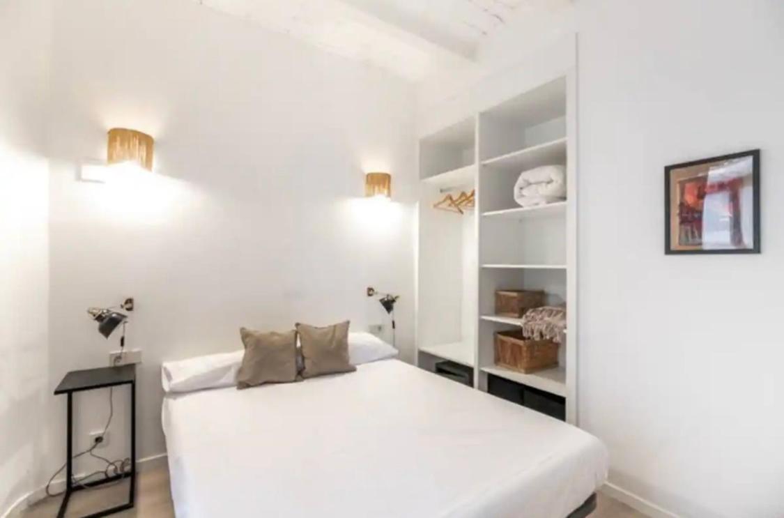 Stylish apartment in Plaça Espanya