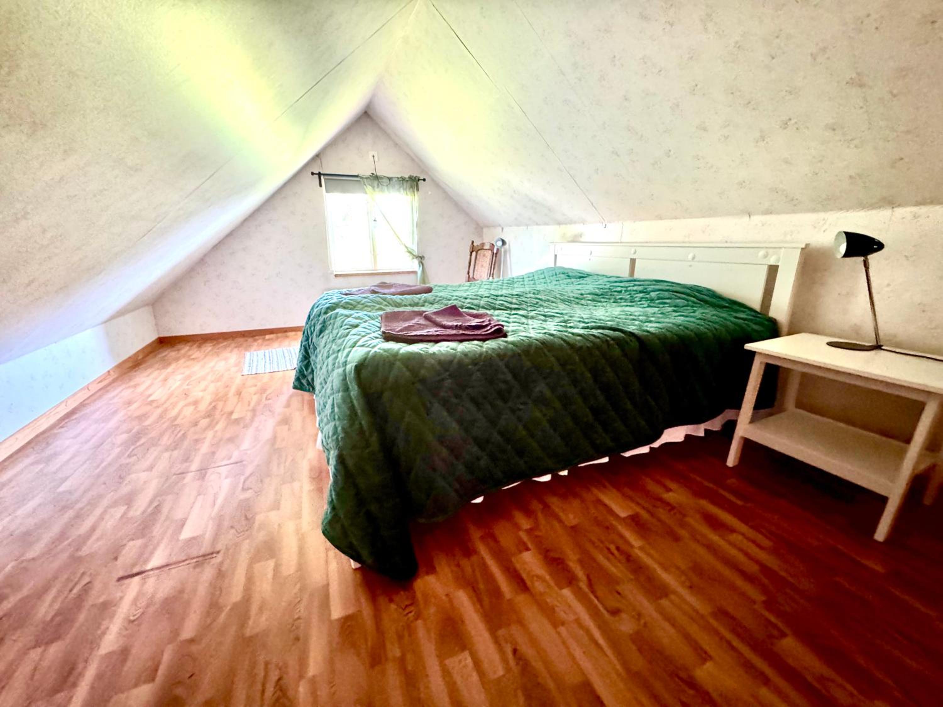 Hjälmarödsgård