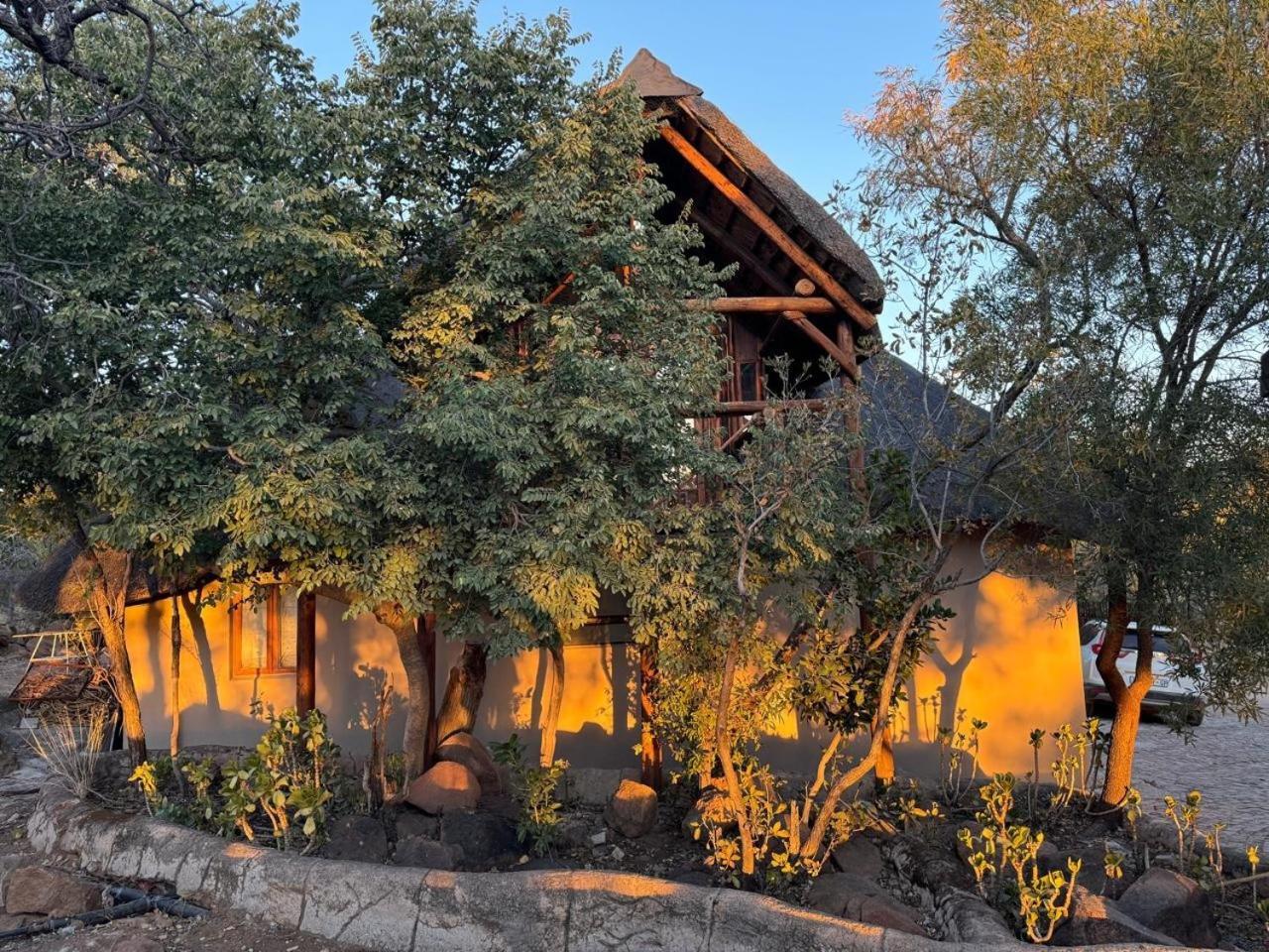 Mbekka Lodge, Mabalingwe view 5