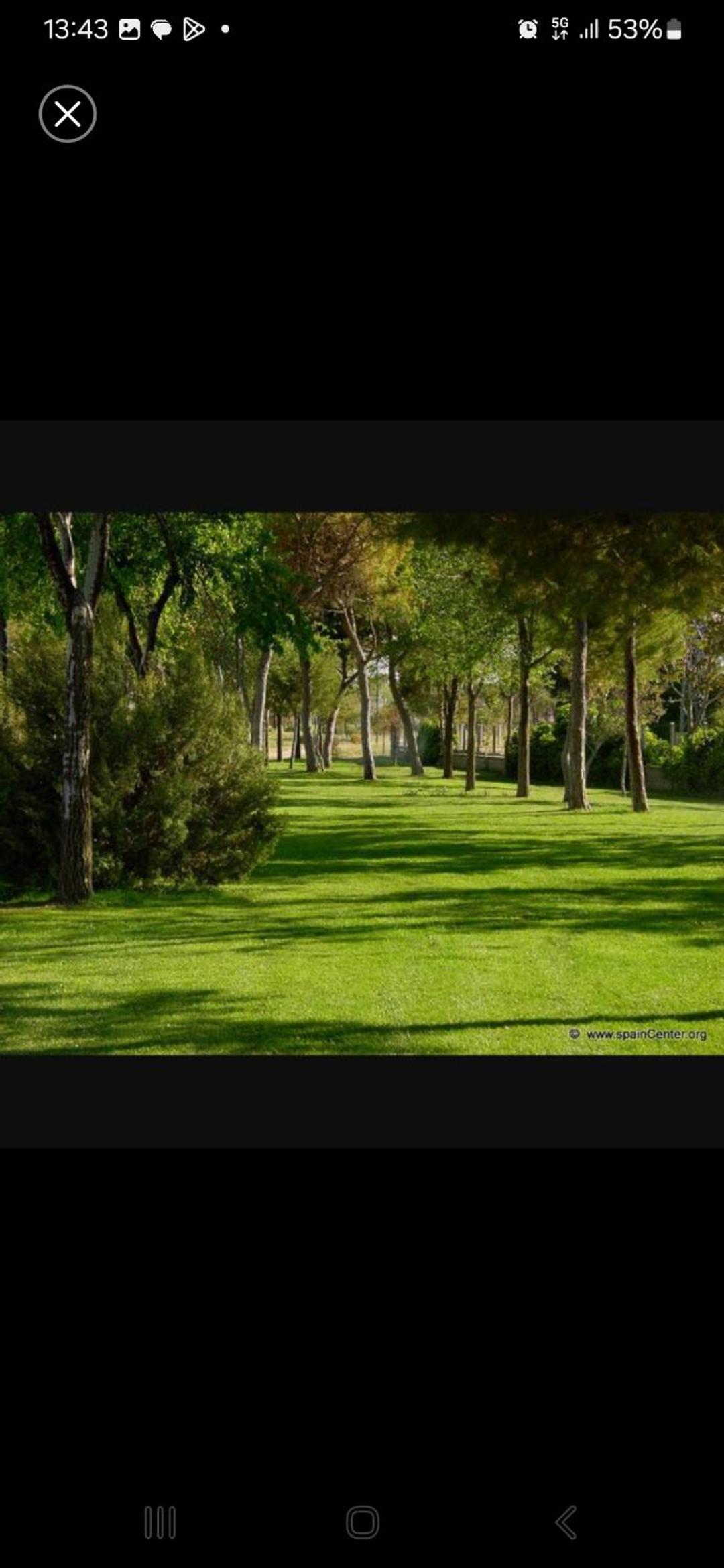 Duplex con piscina en barrio residencial
