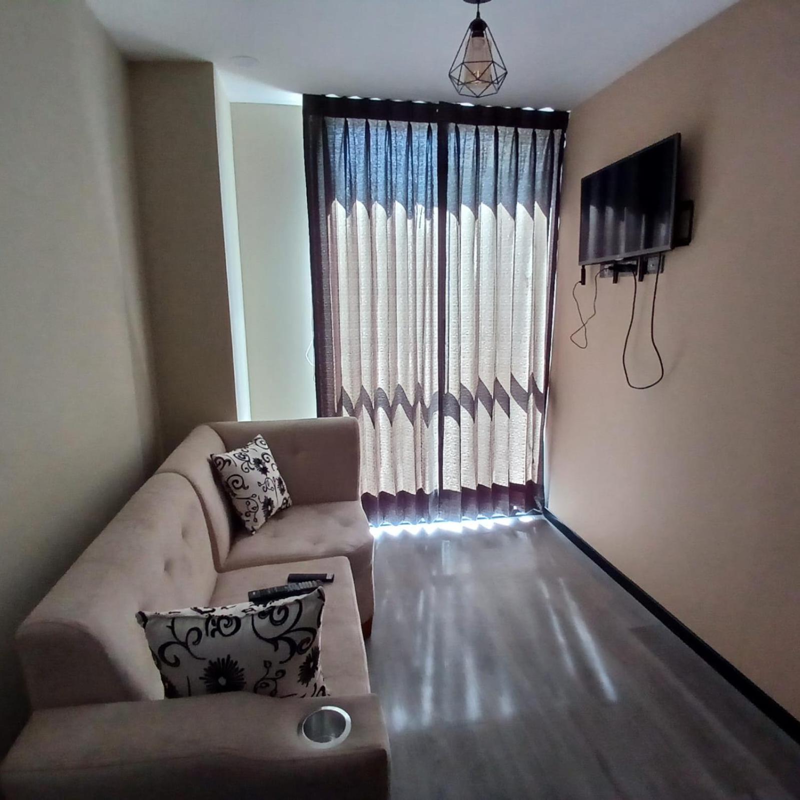 Aparments Av La Paz