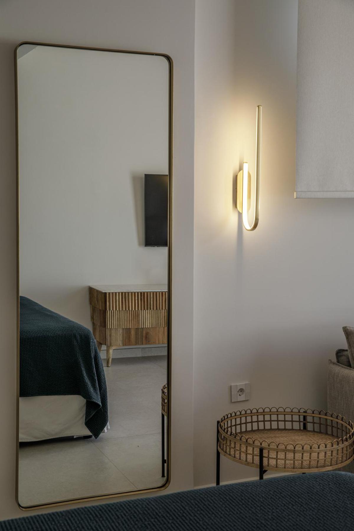 Oia Vacations - La Madeleine - Property Image 38
