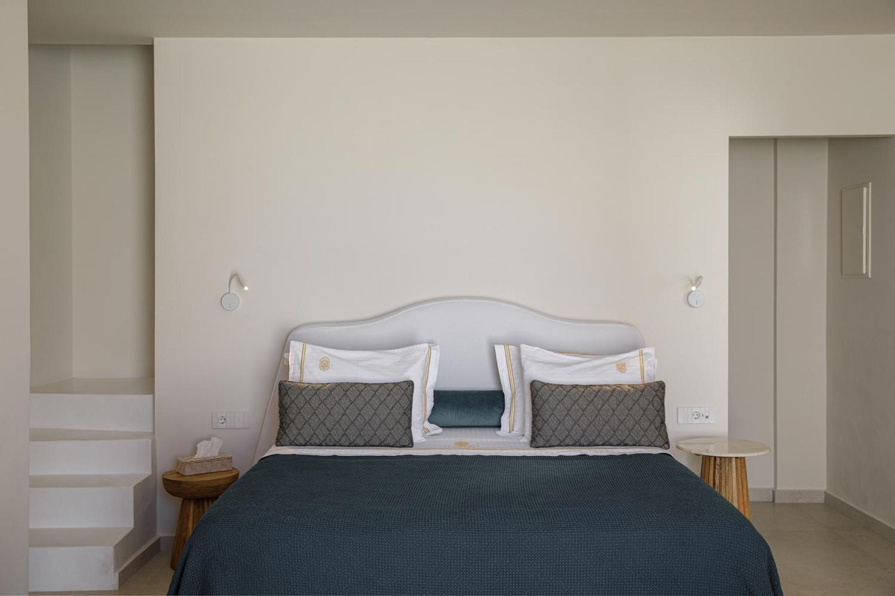 Oia Vacations - La Madeleine - Property Image 33