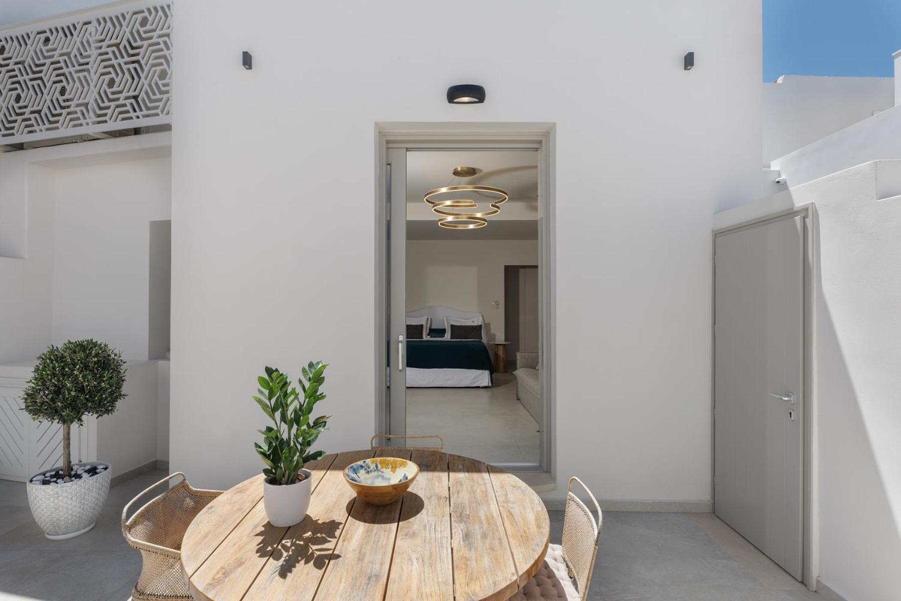 Oia Vacations - La Madeleine - Property Image 36