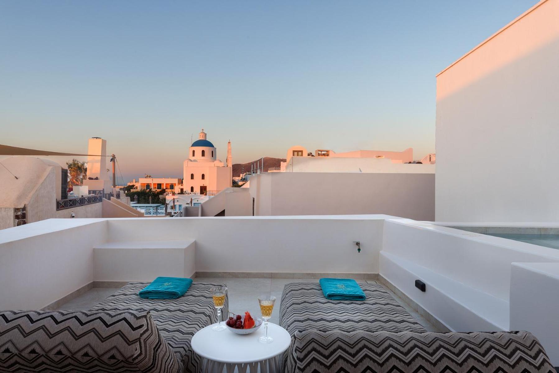 Oia Vacations - La Madeleine - Property Image 39