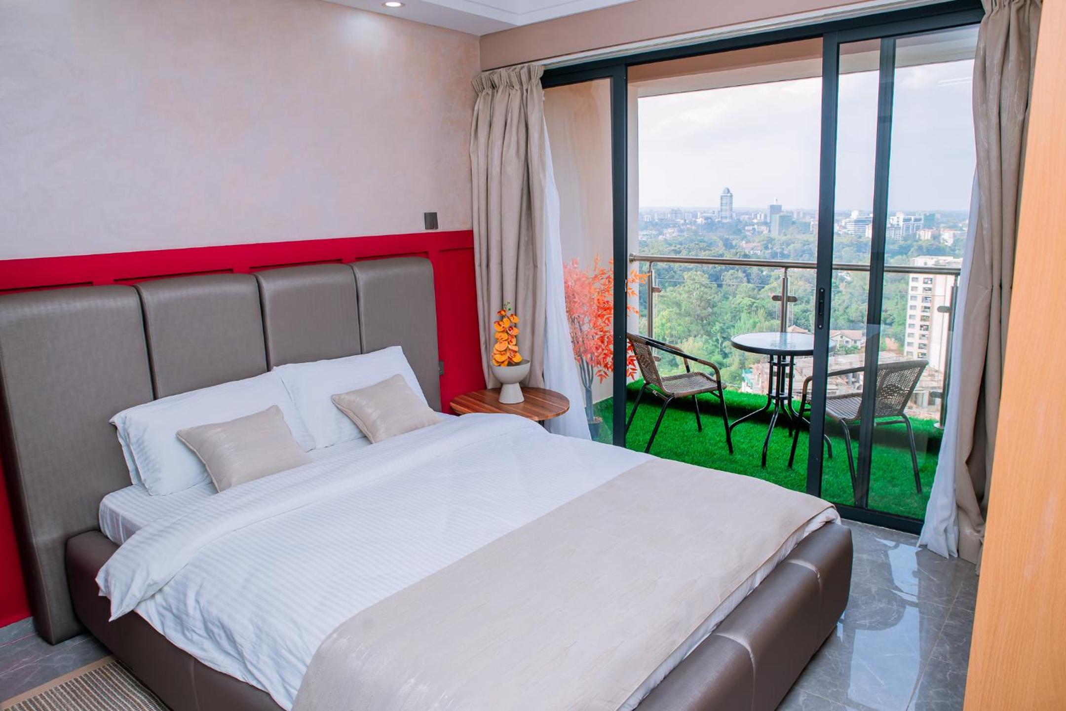 Cozy One Bedroom Apartment with Fantastic Skyline View in Kileleshwa, Nairobi view 4