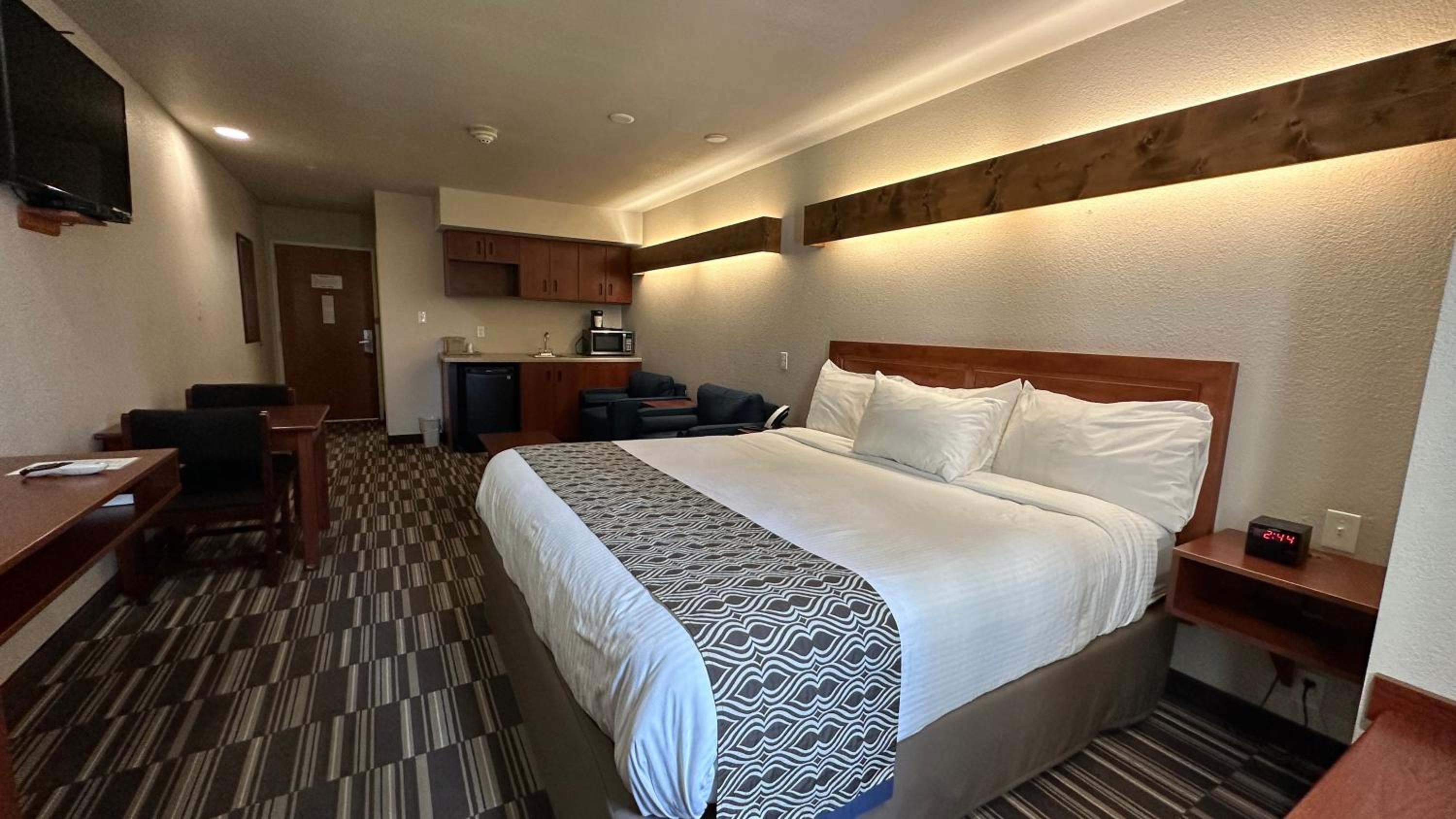Microtel Inn and Suites By Wyndham Miami OK