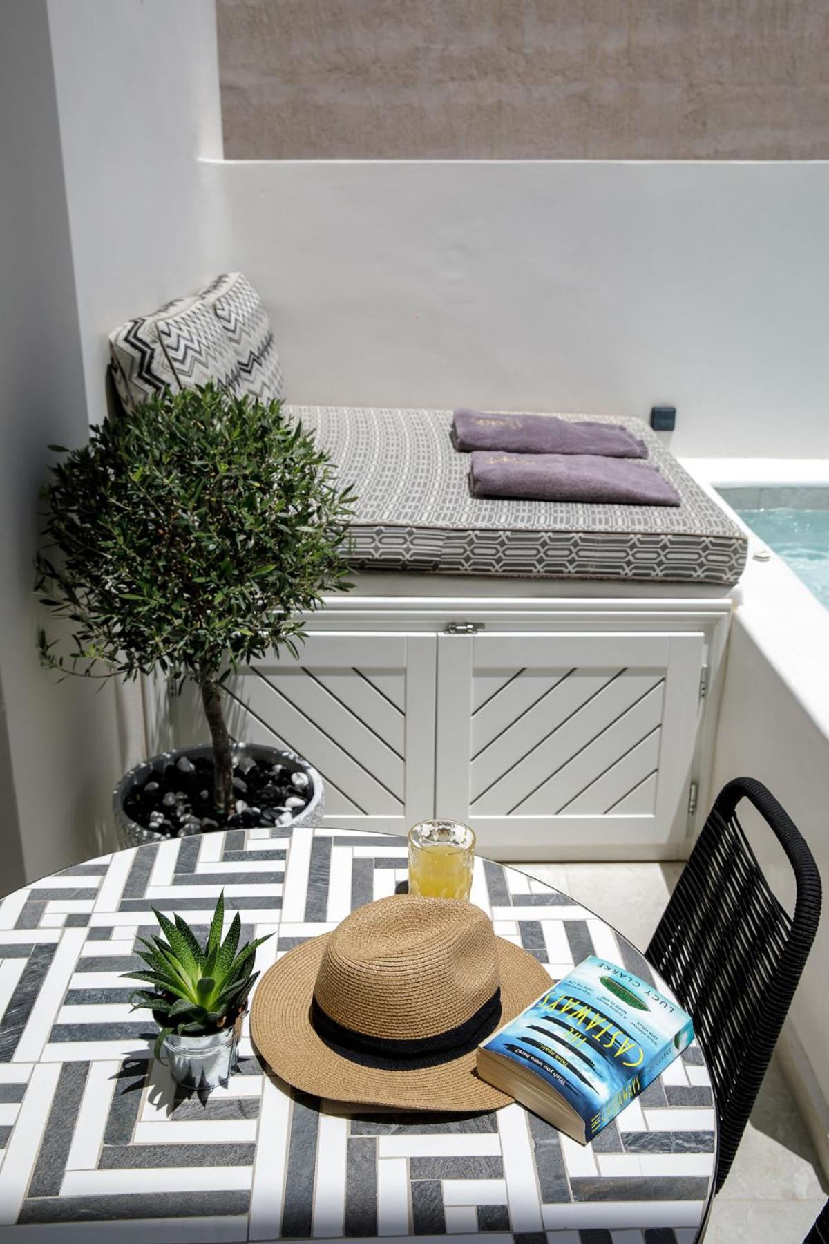 Oia Vacations - La Madeleine - Property Image 171