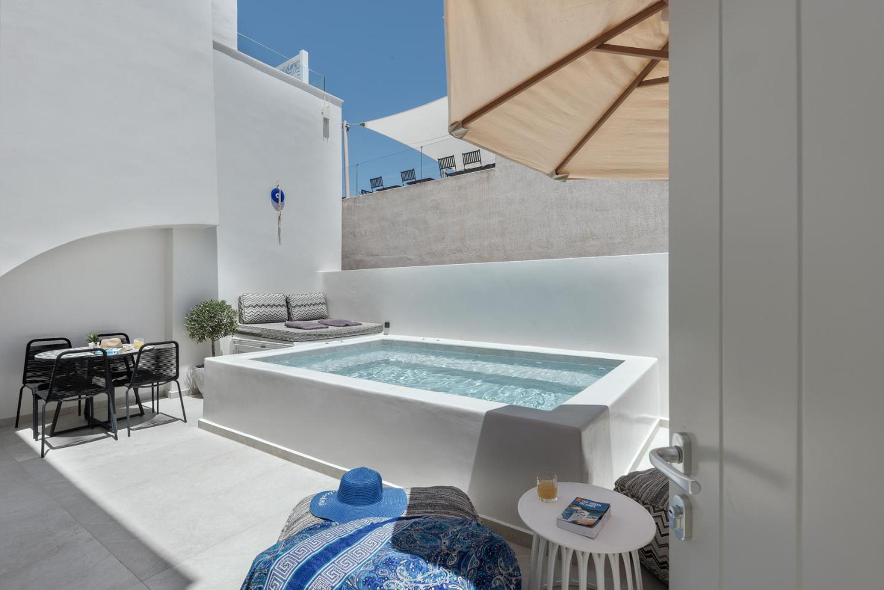 Oia Vacations - La Madeleine - Property Image 182