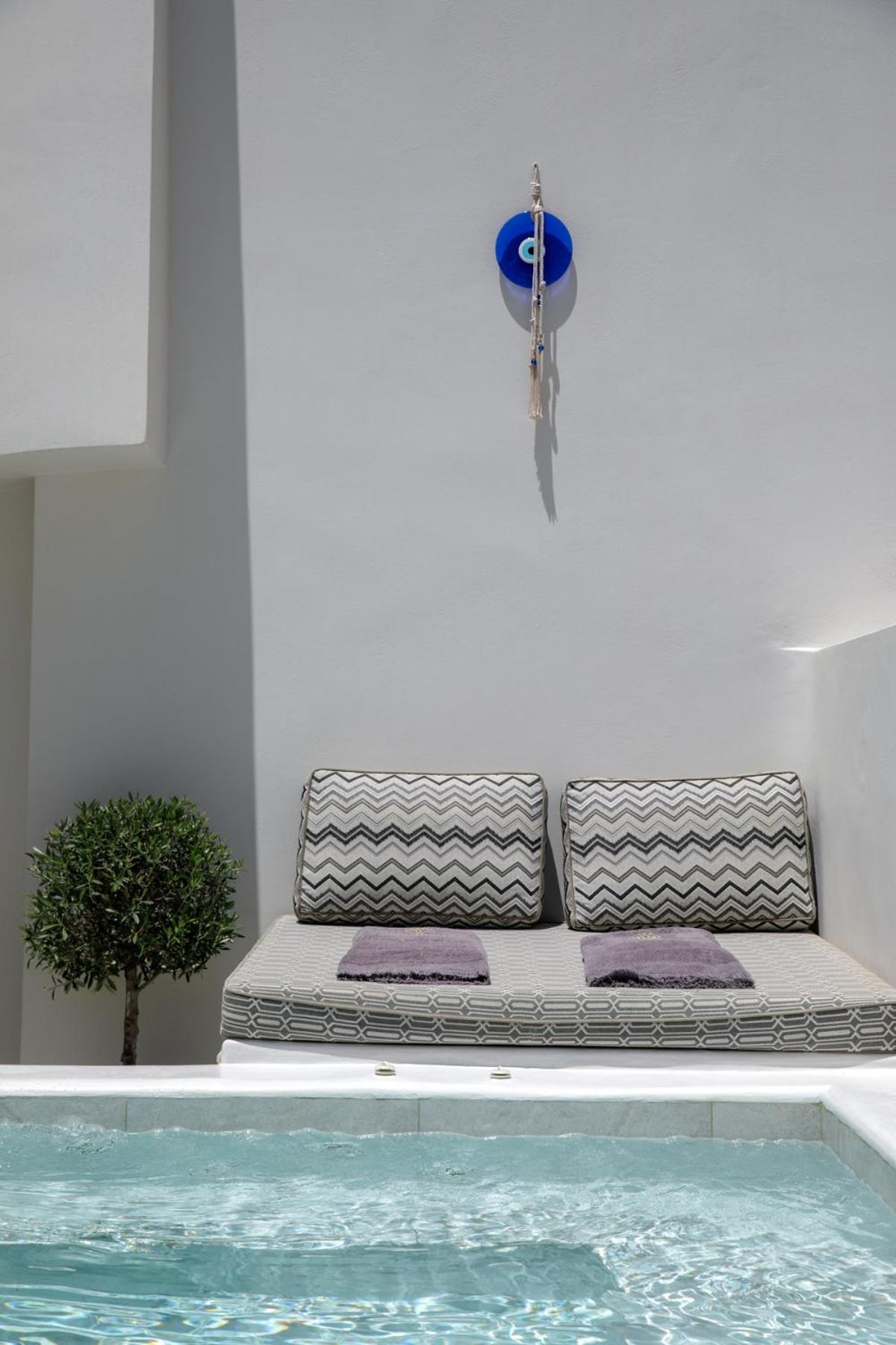 Oia Vacations - La Madeleine - Property Image 187