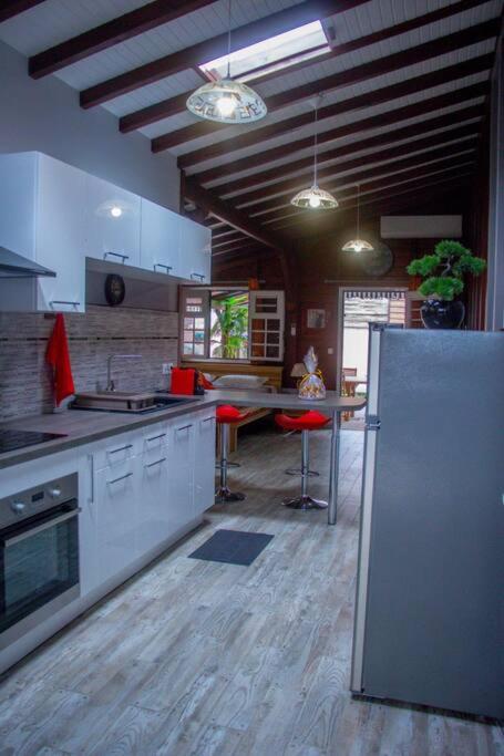 Grand Bungalow Viguier - Rivière Salée