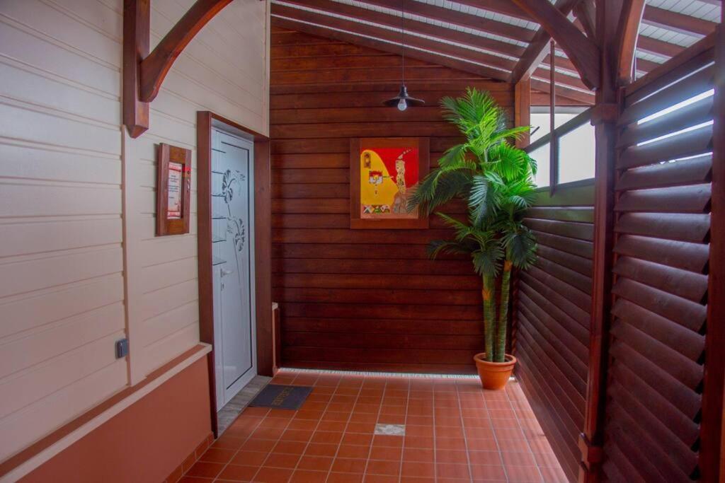 Grand Bungalow Viguier - Rivière Salée