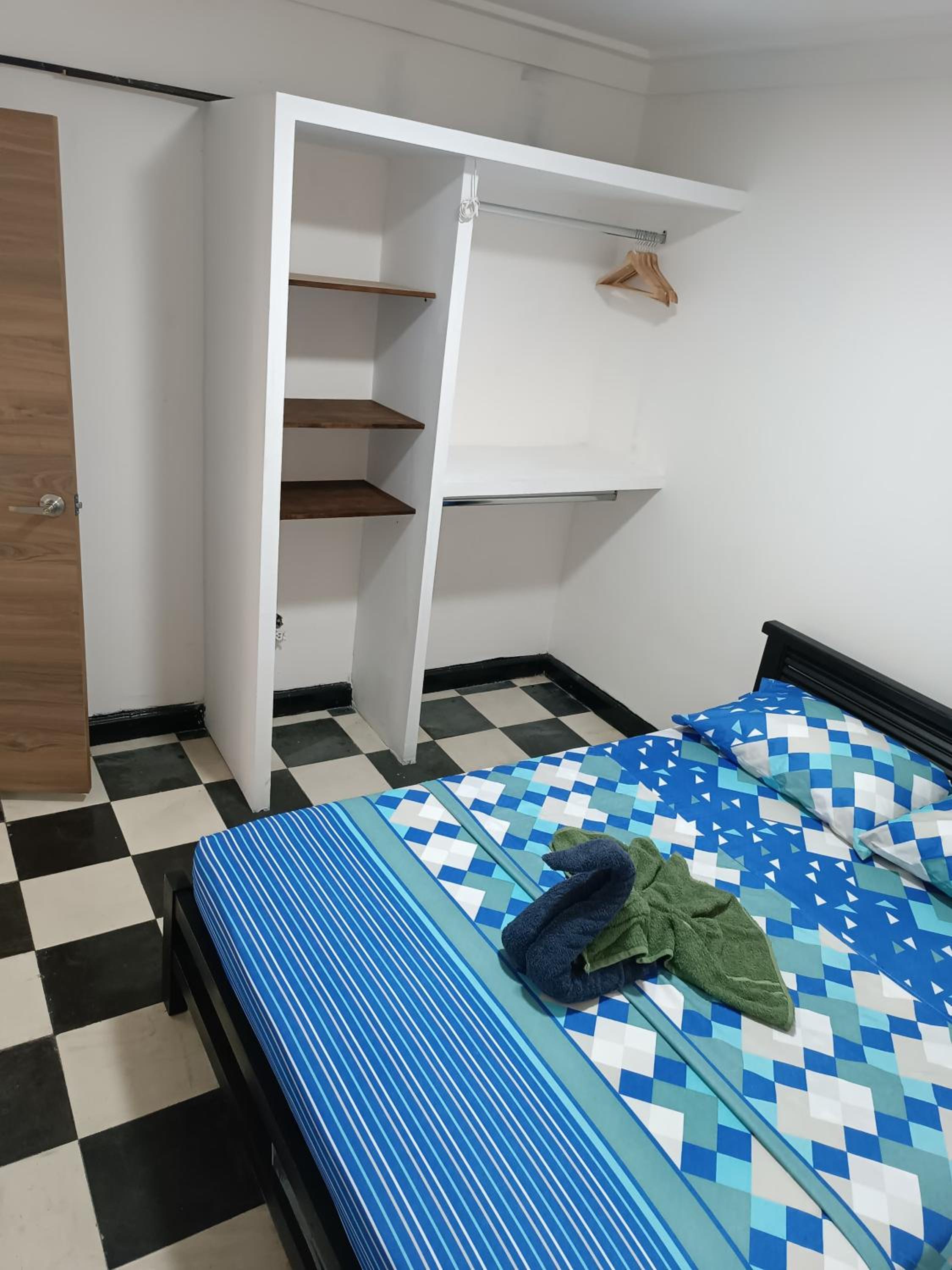 Apartamento Amoblado amplio y confortable, excelente ubicación 