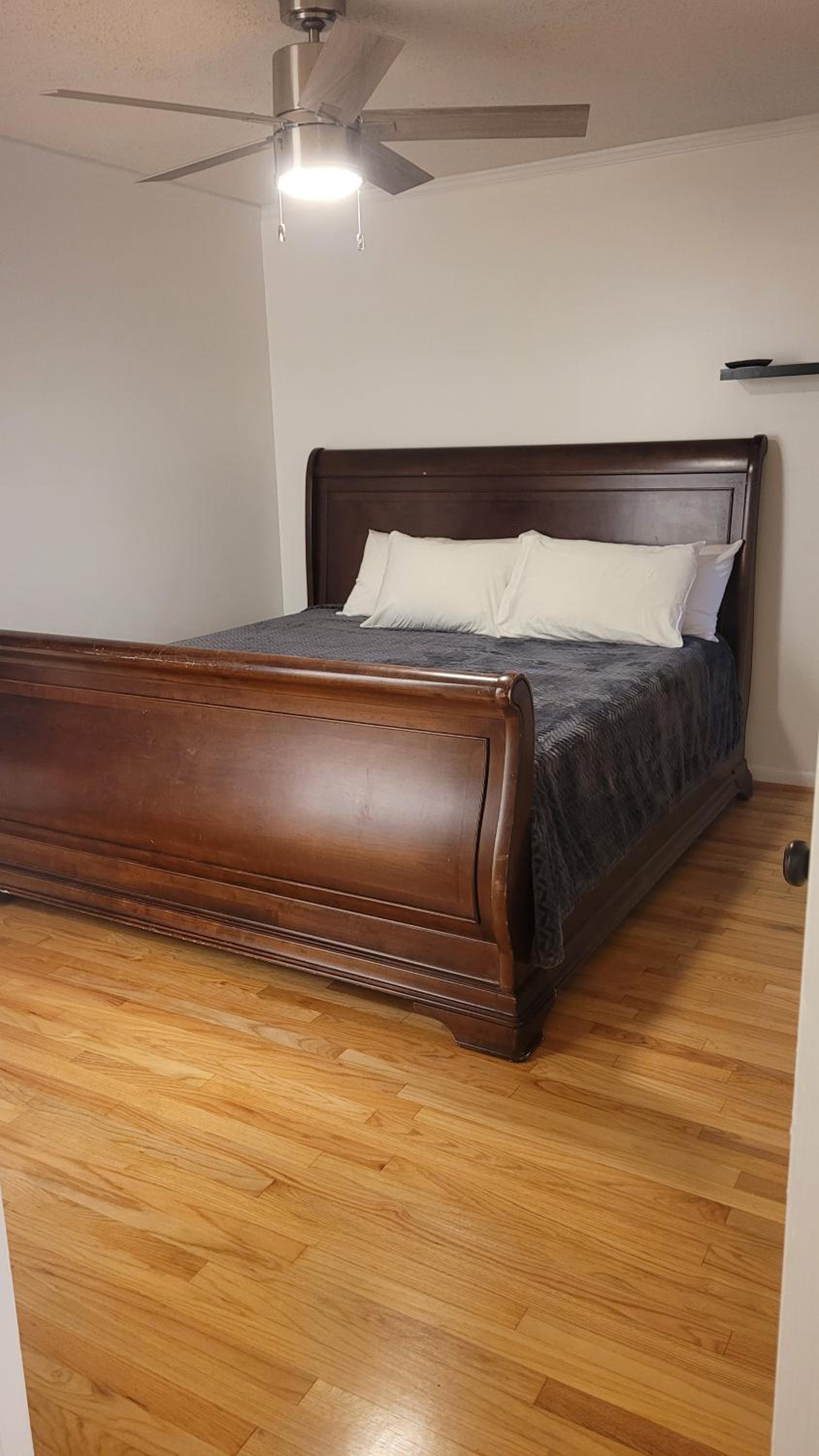 Fayetteville Vacations - Highest Level Hospitality 3-Bedroom - Property Image 3