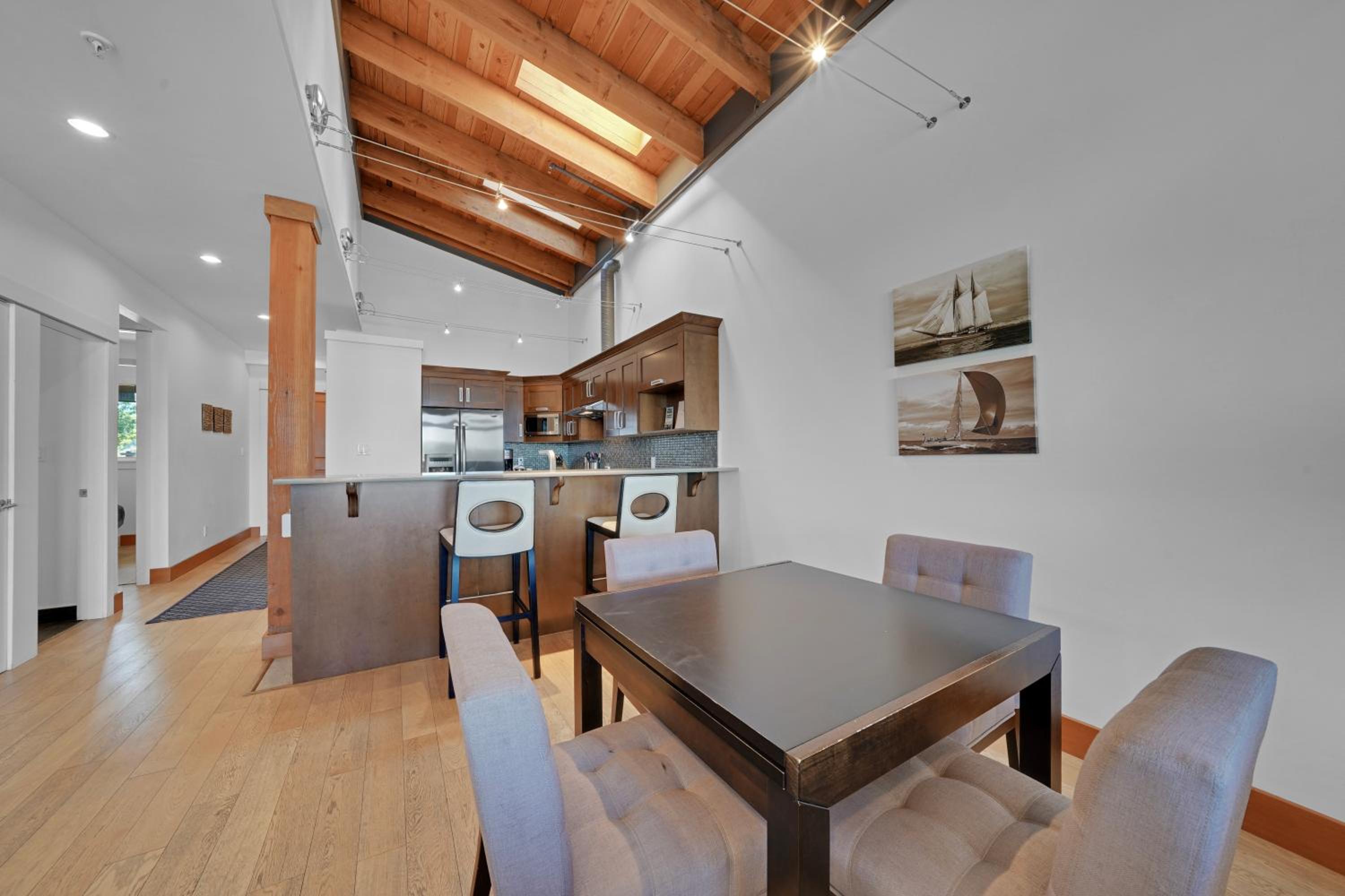 Mariner's Loft - Salt Spring Island