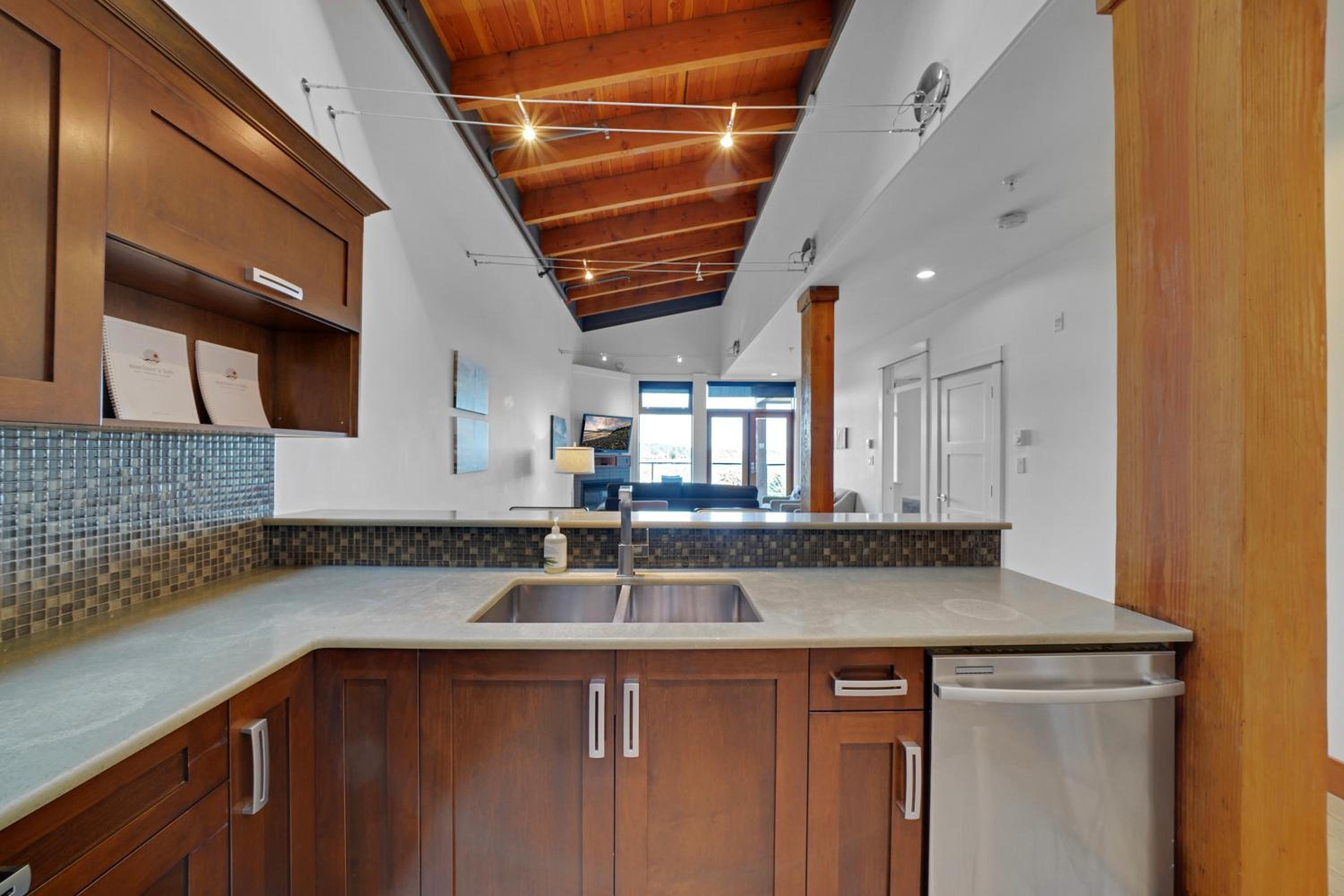 Mariner's Loft - Salt Spring Island
