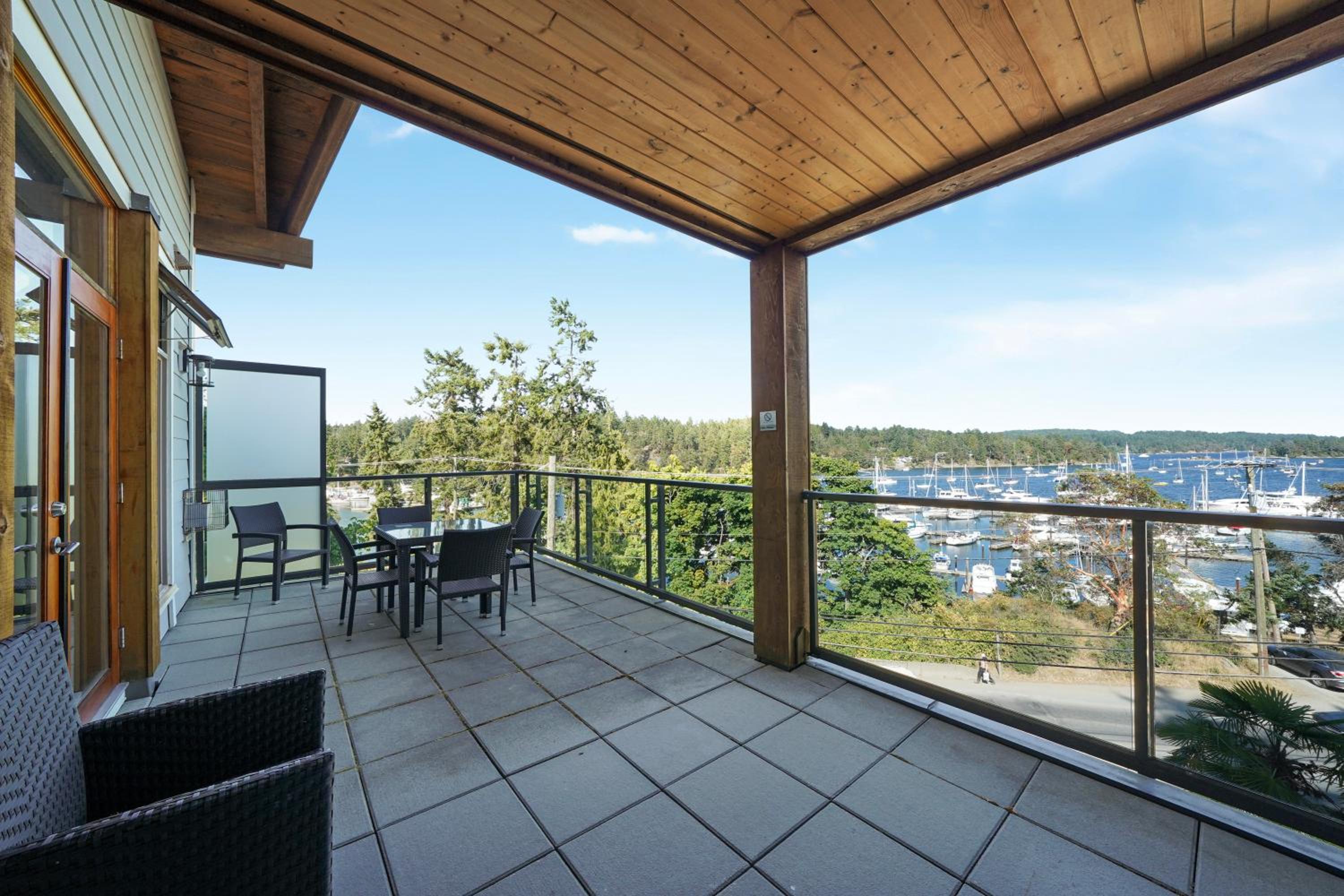 Mariner's Loft - Salt Spring Island - Image 4