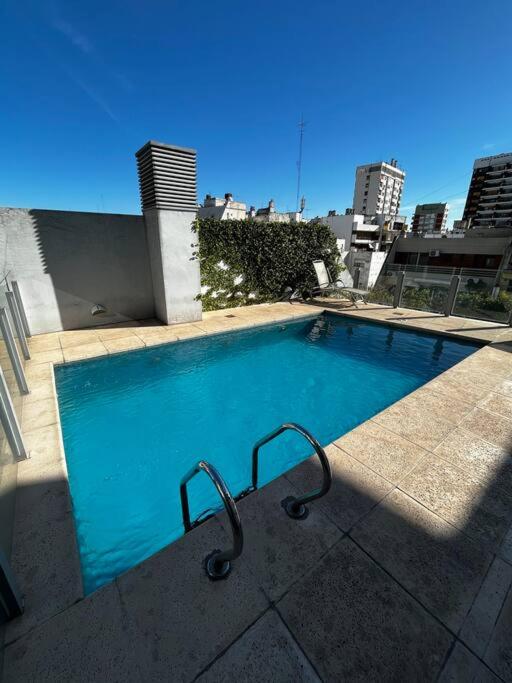 Moderno Monoambiente Gym Piscina Seguridad 24hs HOM Edificio Subte D