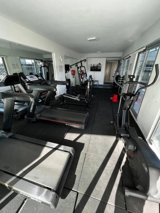 Moderno Monoambiente Gym Piscina Seguridad 24hs HOM Edificio Subte D
