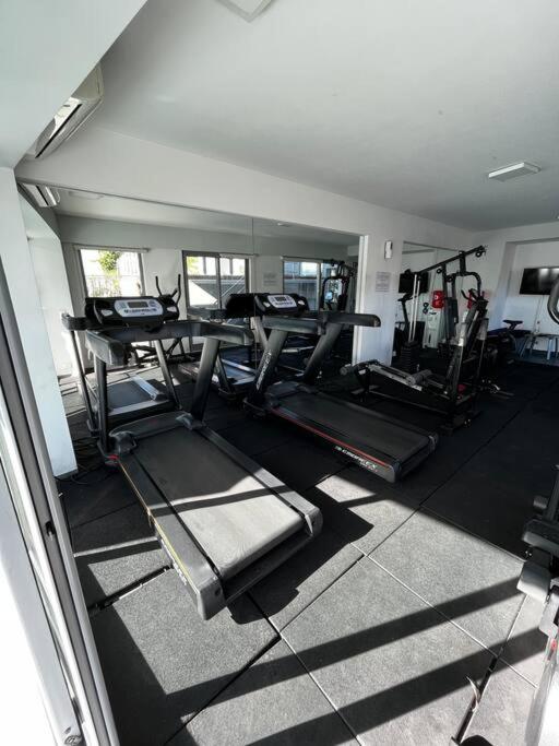 Moderno Monoambiente Gym Piscina Seguridad 24hs HOM Edificio Subte D