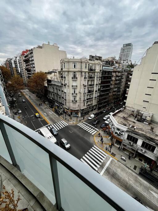 Moderno Monoambiente Gym Piscina Seguridad 24hs HOM Edificio Subte D