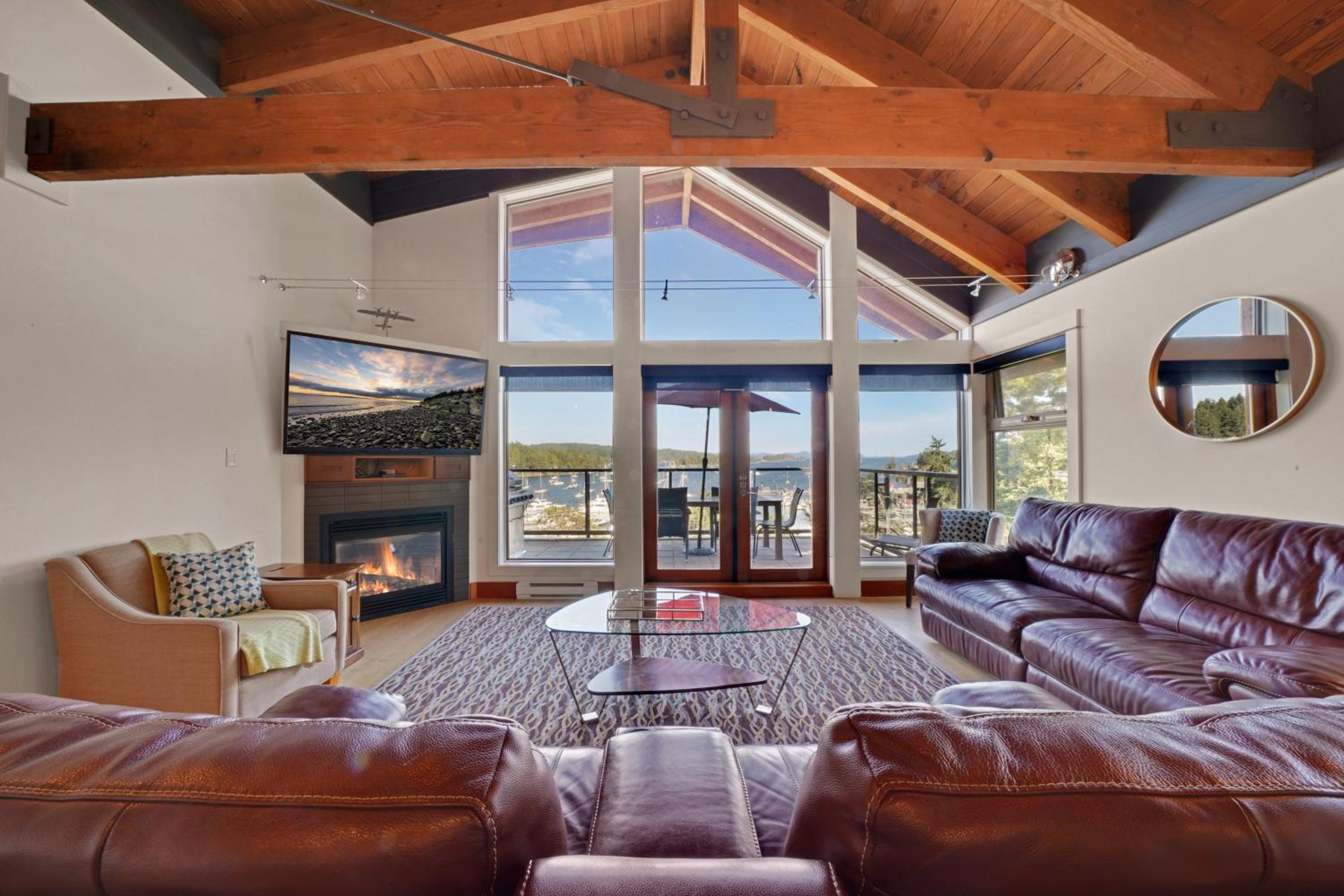 Mariner's Loft - Salt Spring Island