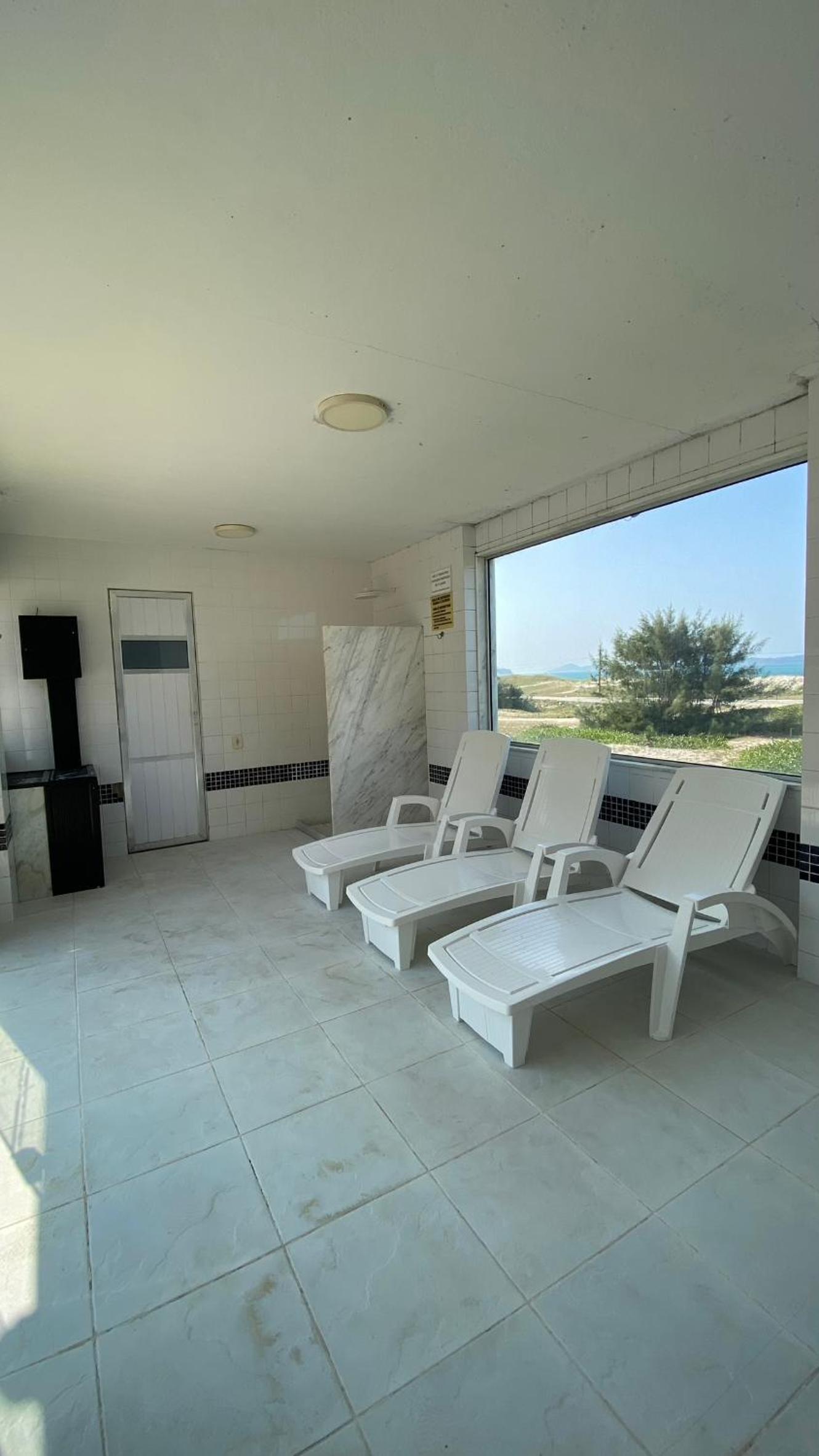 Casa a Beira-Mar Condomínio Praia das Dunas Residence Club