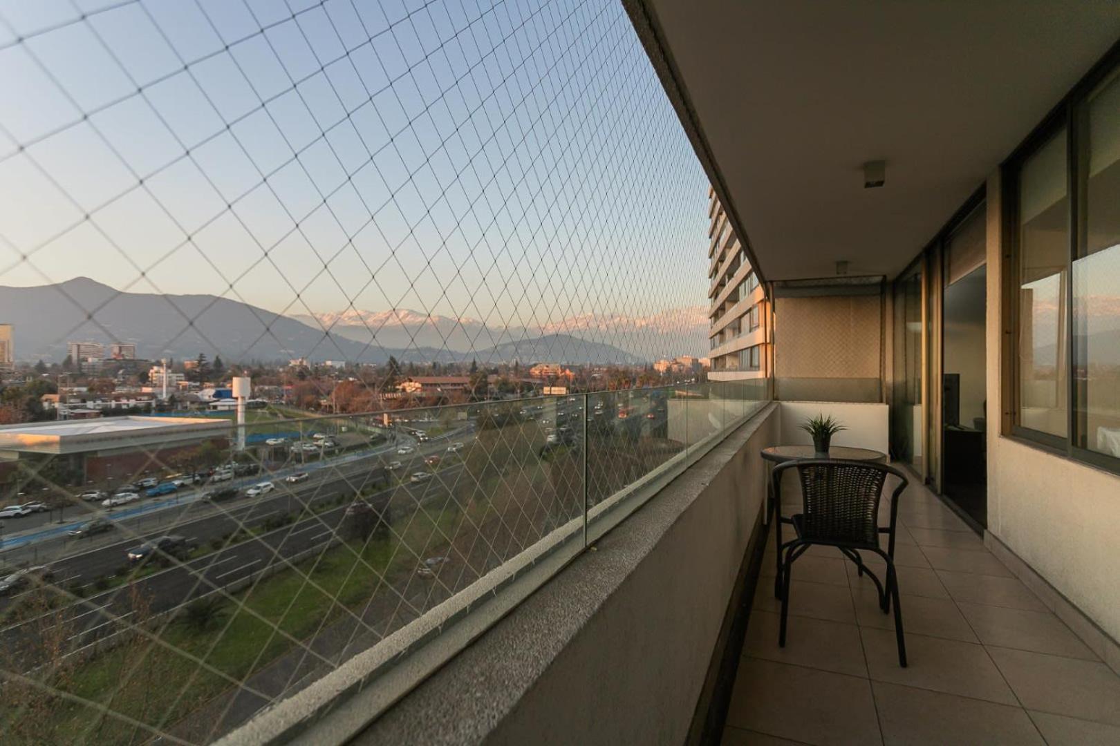 Spacious apartment steps away from Parque Arauco