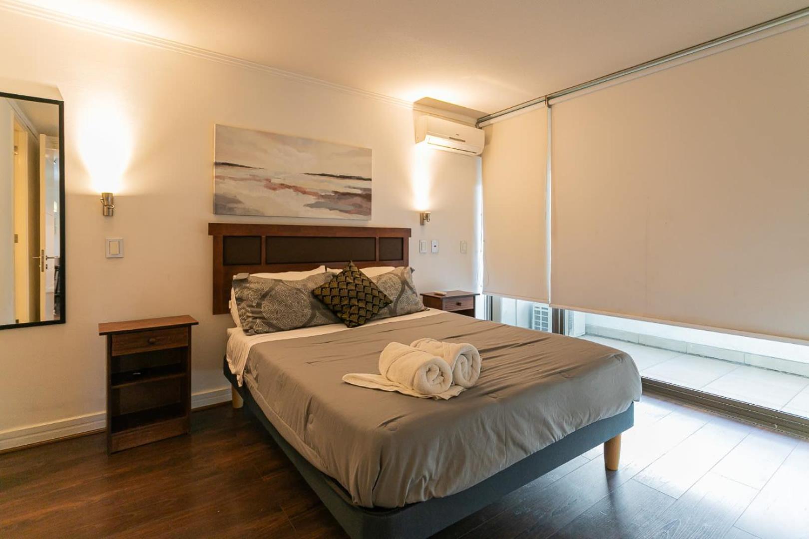 Spacious apartment steps away from Parque Arauco