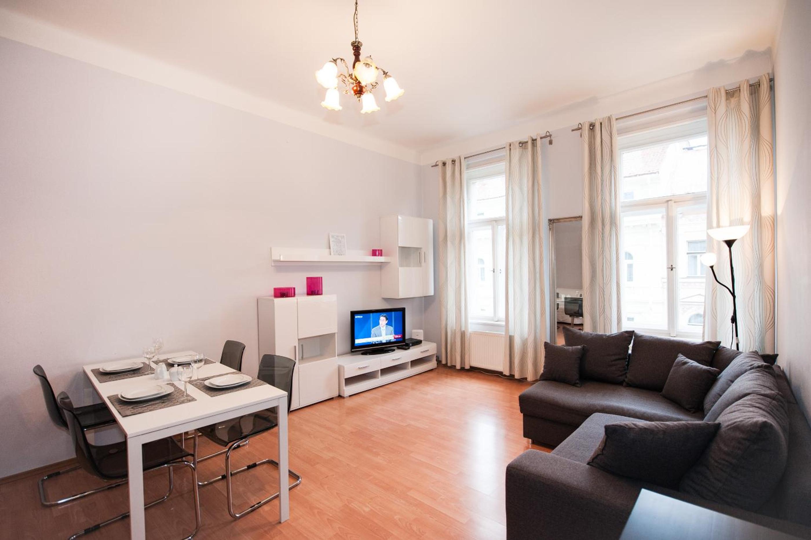 Modern Cozy Apartment by Ruterra