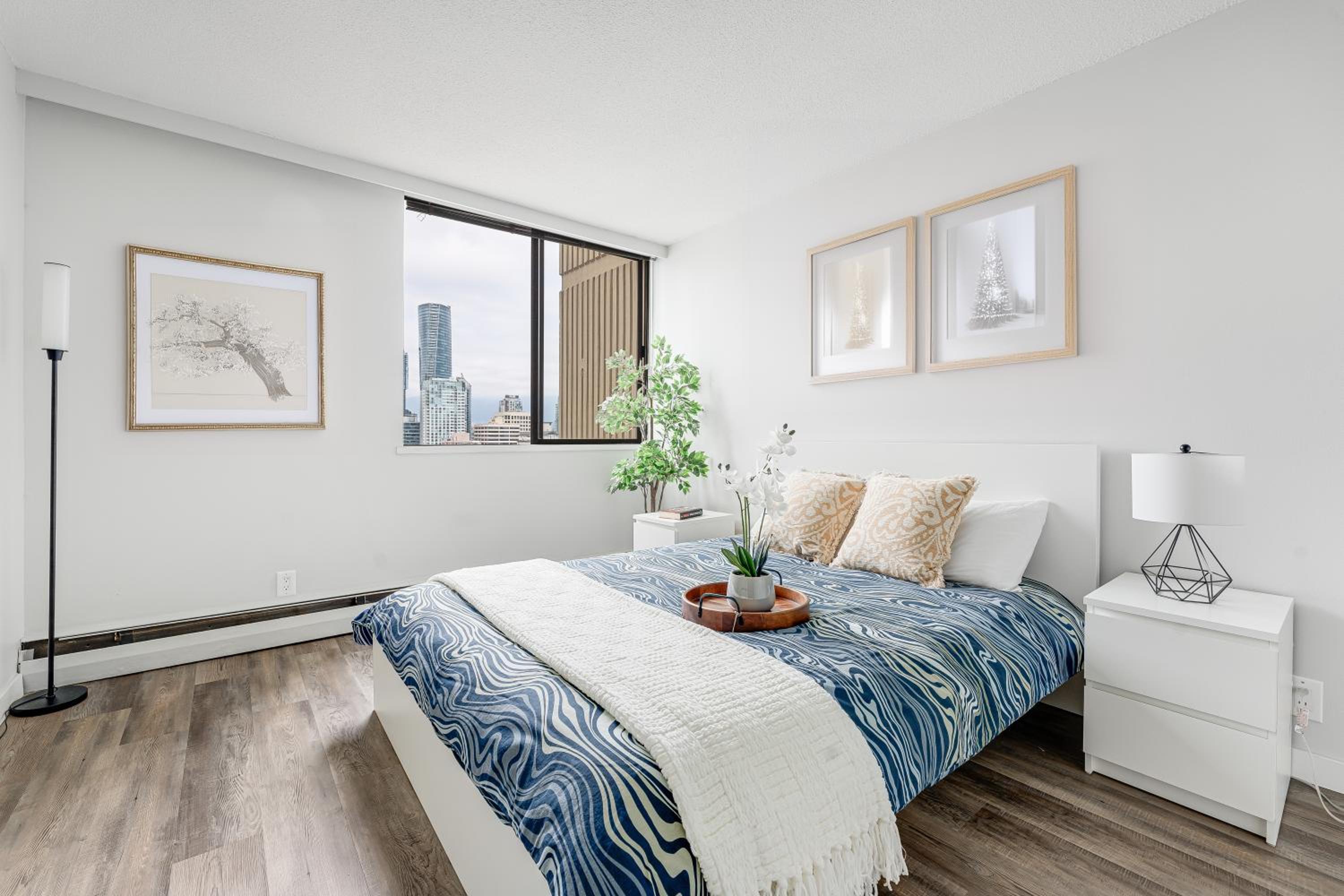Elegant 2BR Downtown Apartment Offering Unmatched City & Mountain Vistas