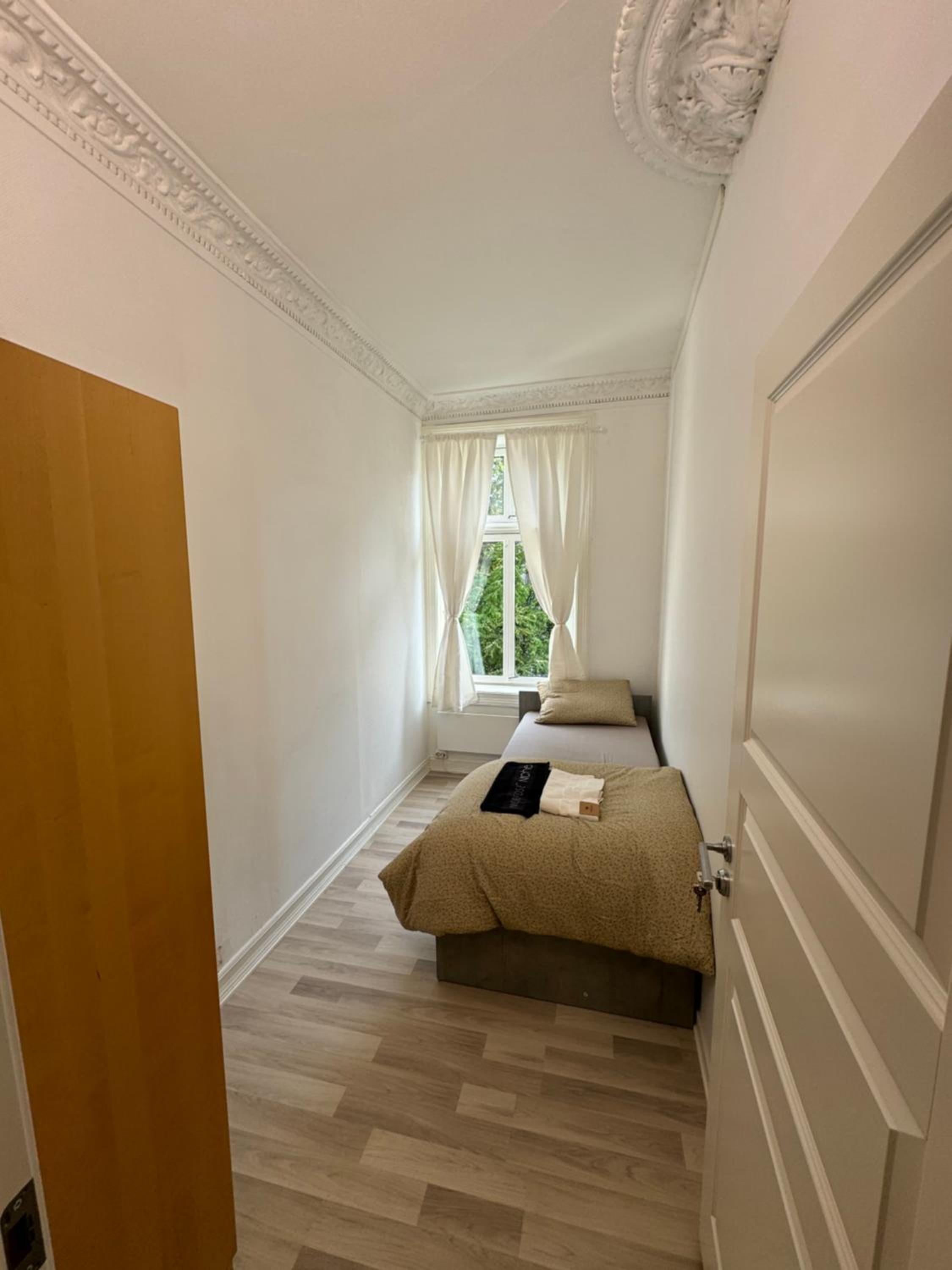 Room in the city center!! view 3