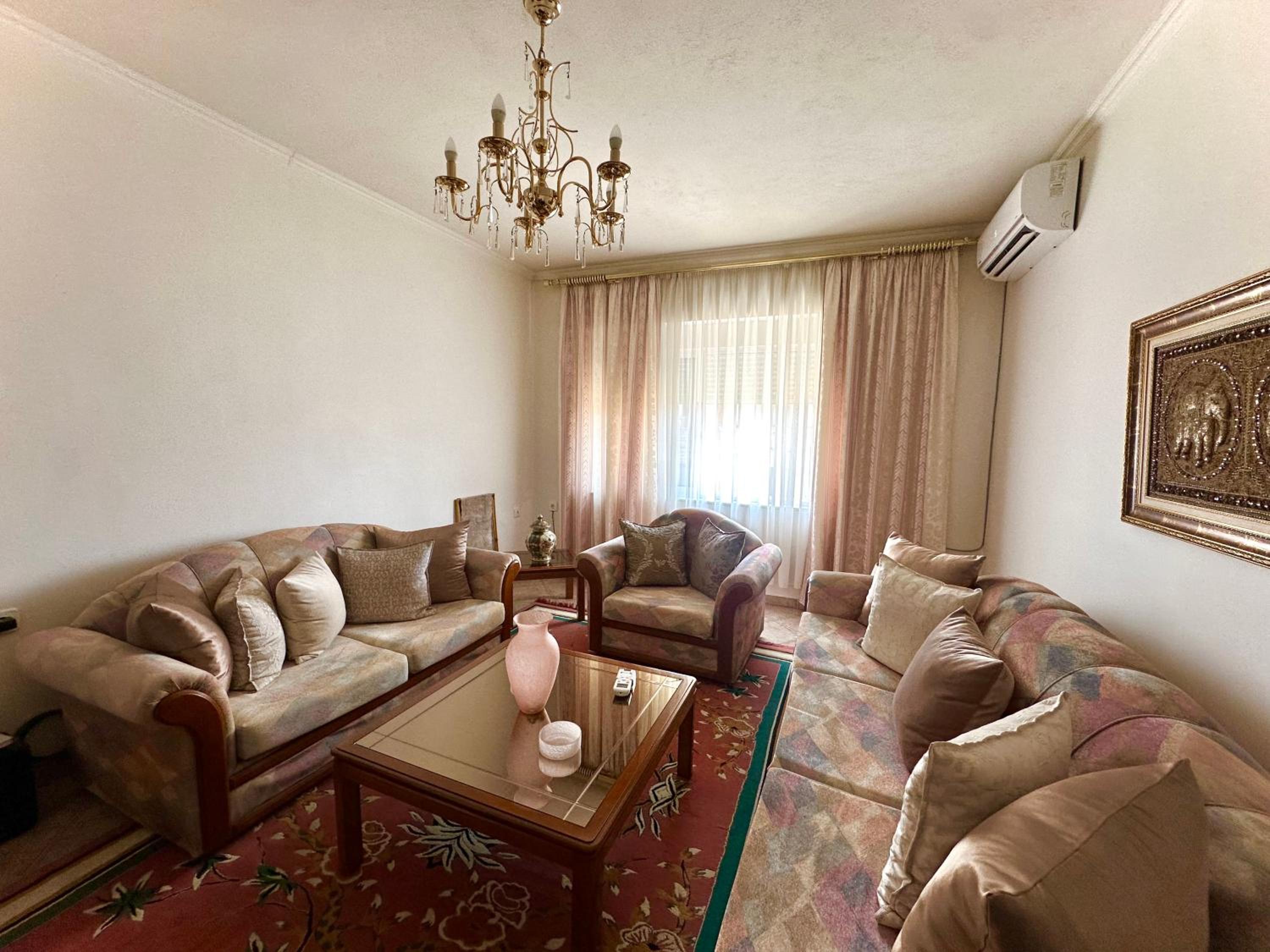 CasaFlow's Gjirokaster Apartment