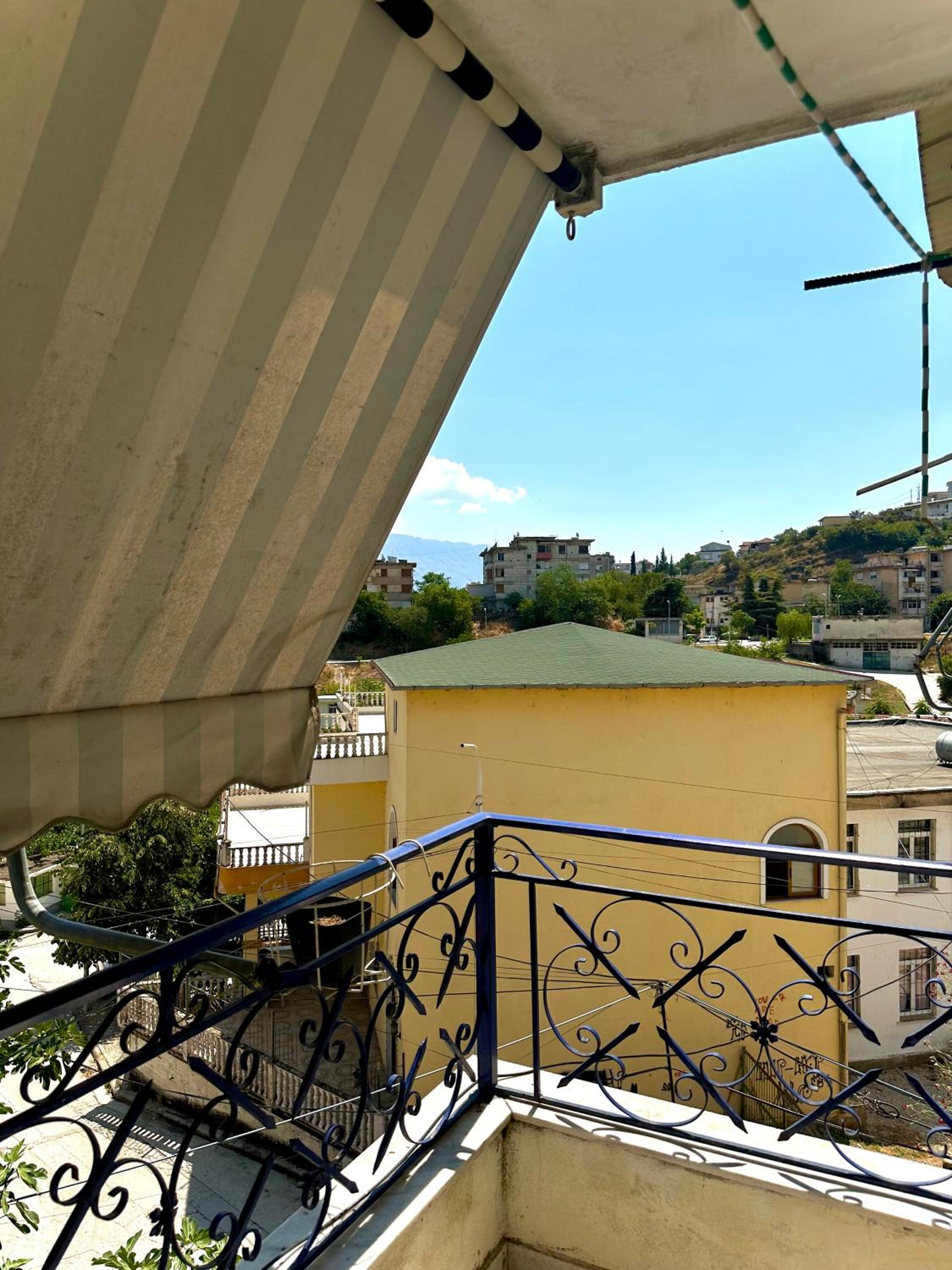 CasaFlow's Gjirokaster Apartment