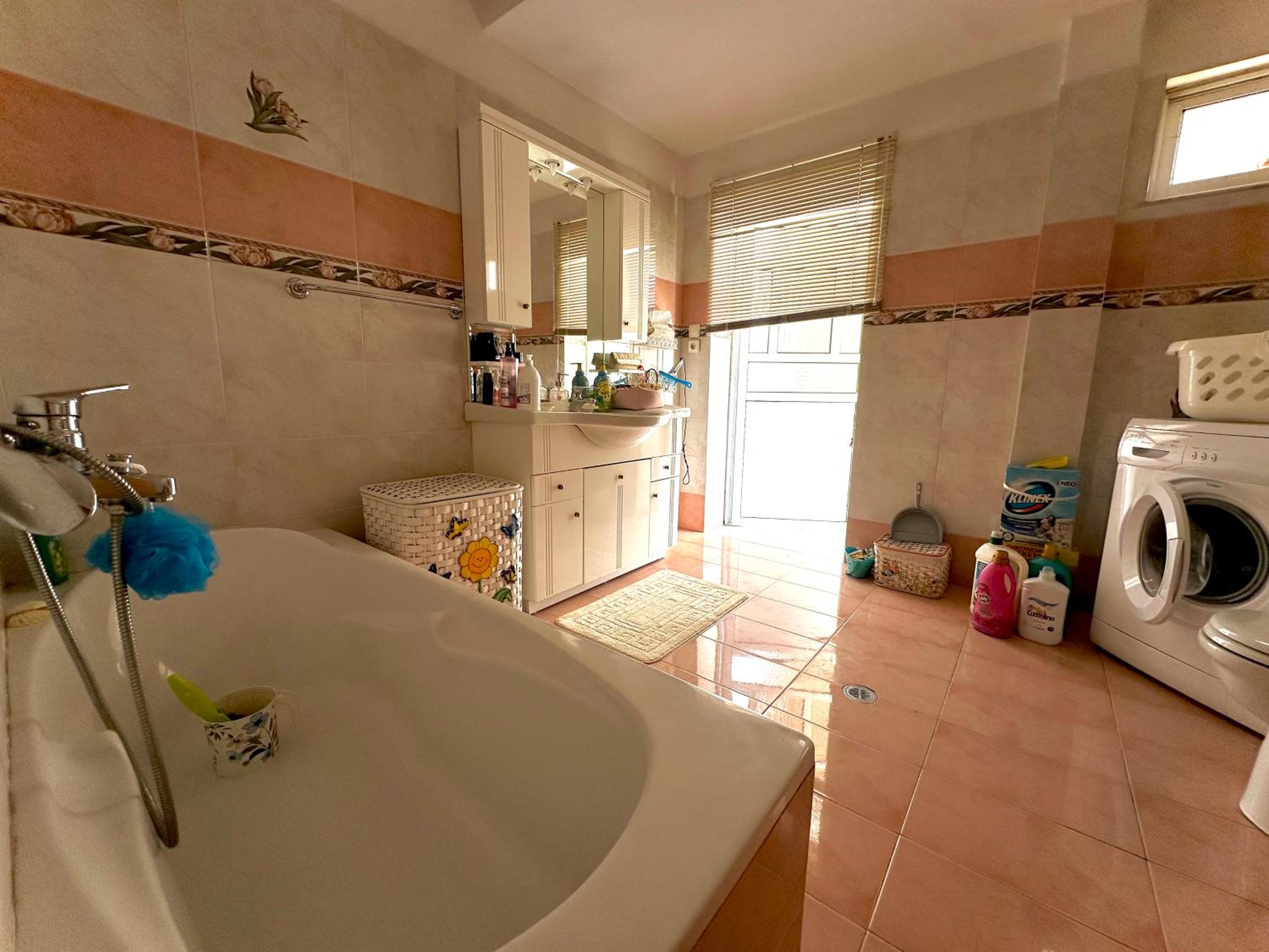 CasaFlow's Gjirokaster Apartment