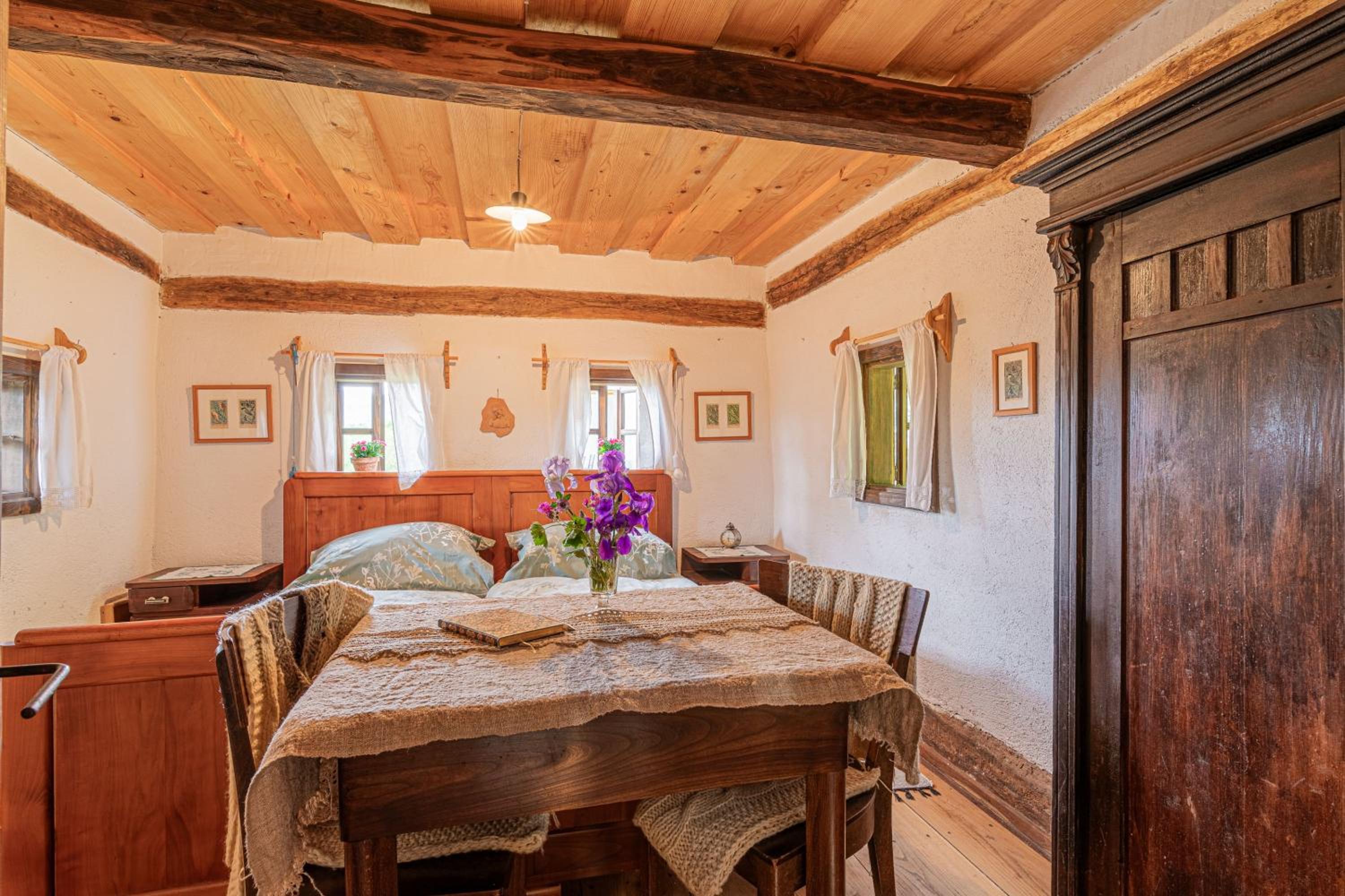 Tiny House Bibi - Happy Rentals view 2