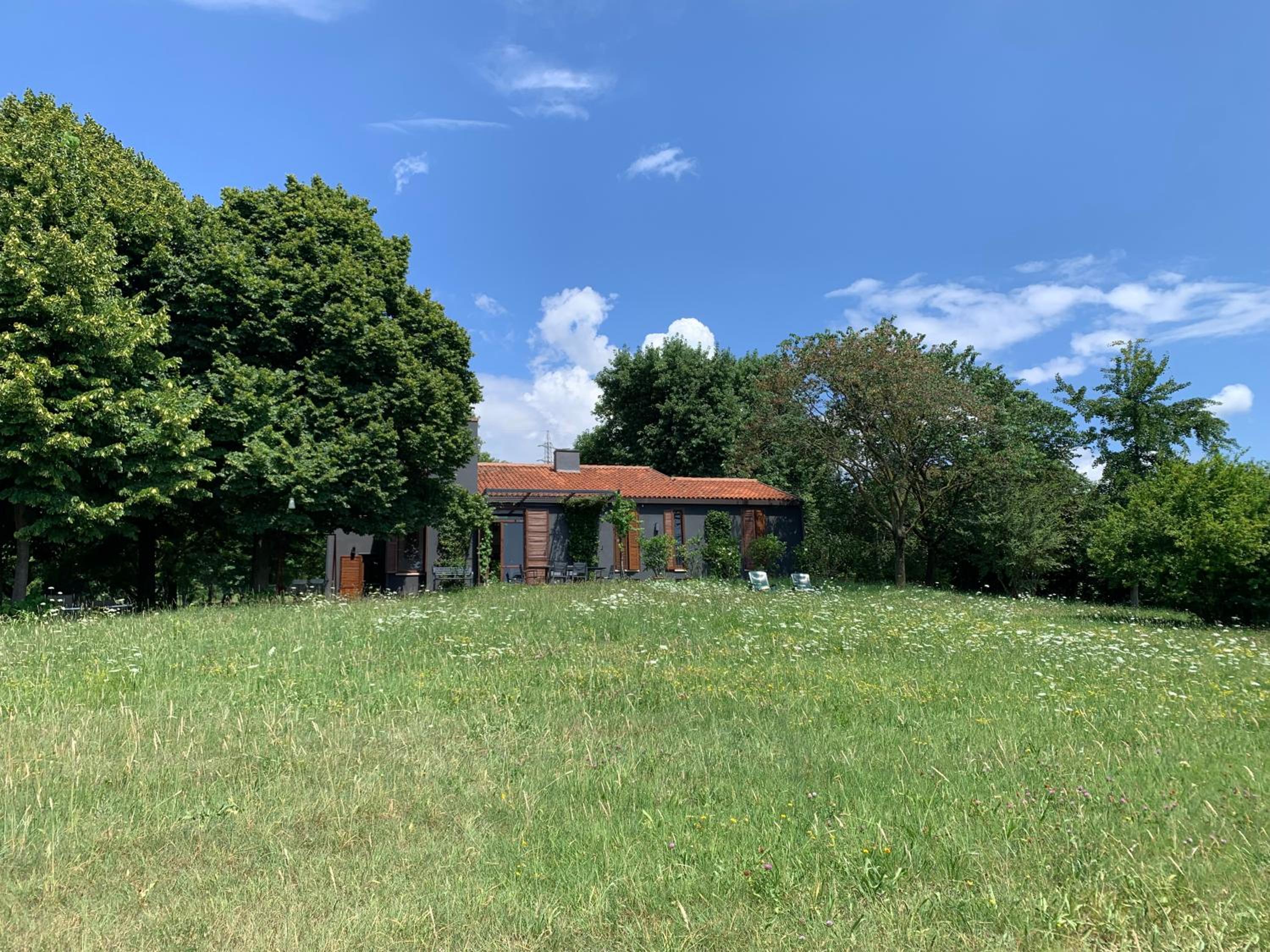 VILLA TUGURIO. La tua casa immersa nel verde view 3