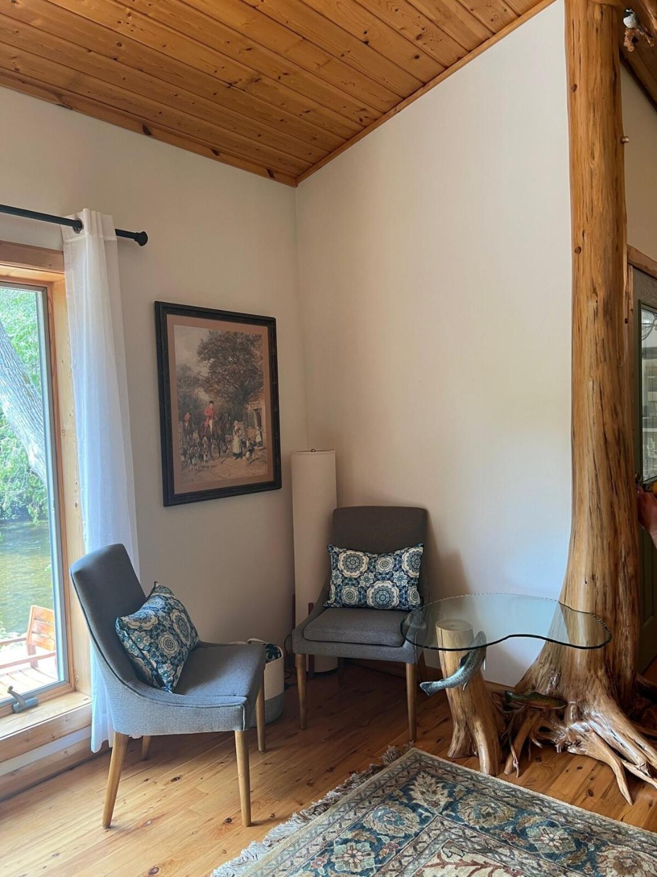 Monarch Lodge, Giant Riverview, Hot Tub, Fireplace