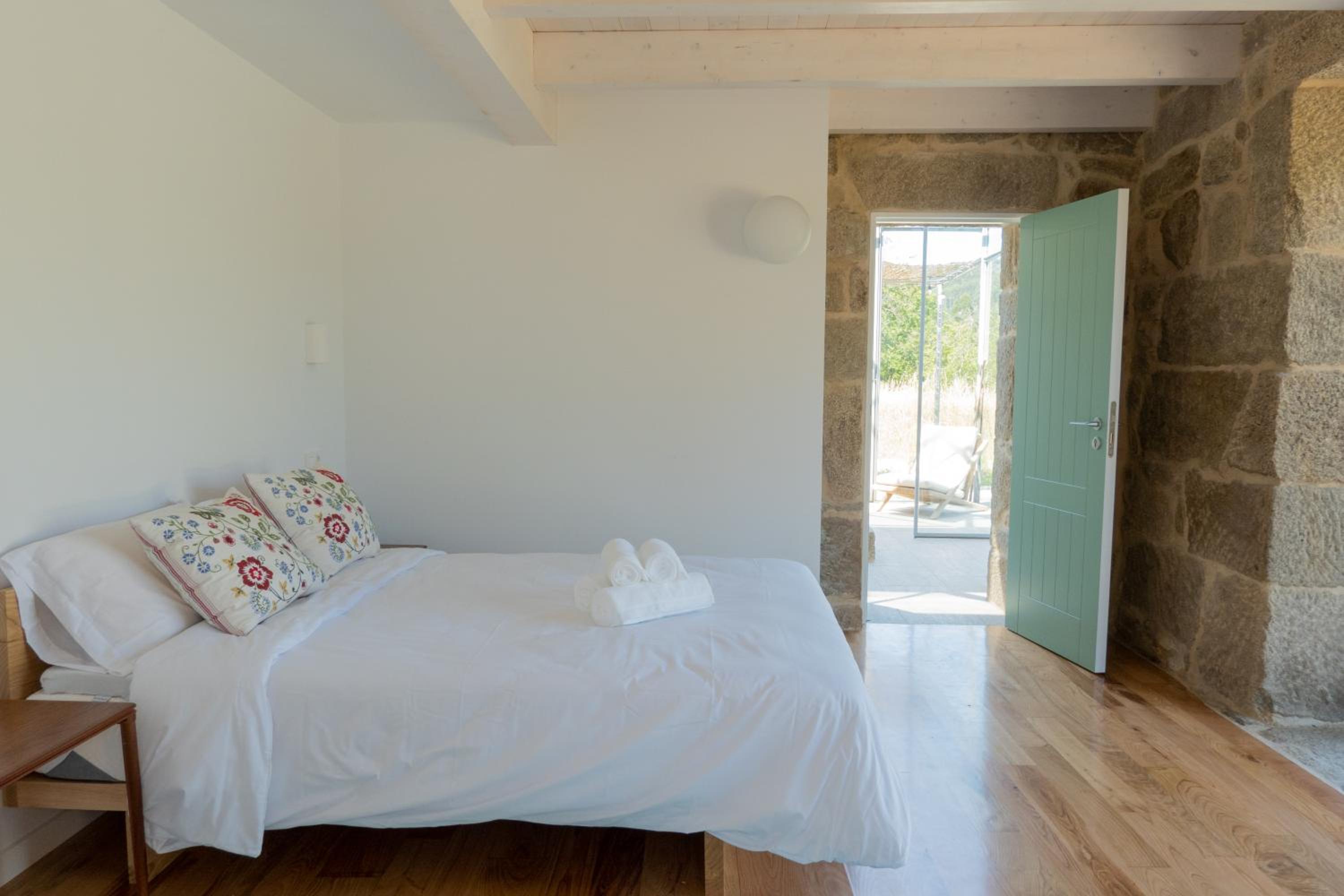 A Casa dos Caseiros ツ by Rias Baixas Rentals view 5